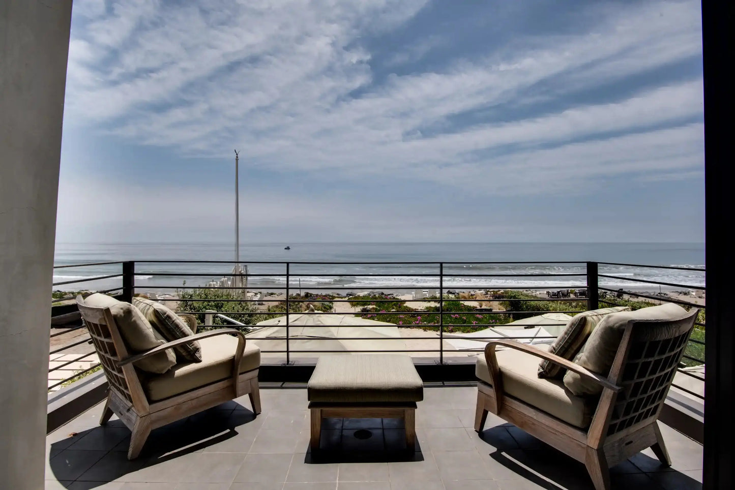 Broad Beach Villa - Luxury Villa for Rent | LA - 2025✨ Vidi Vici Rental