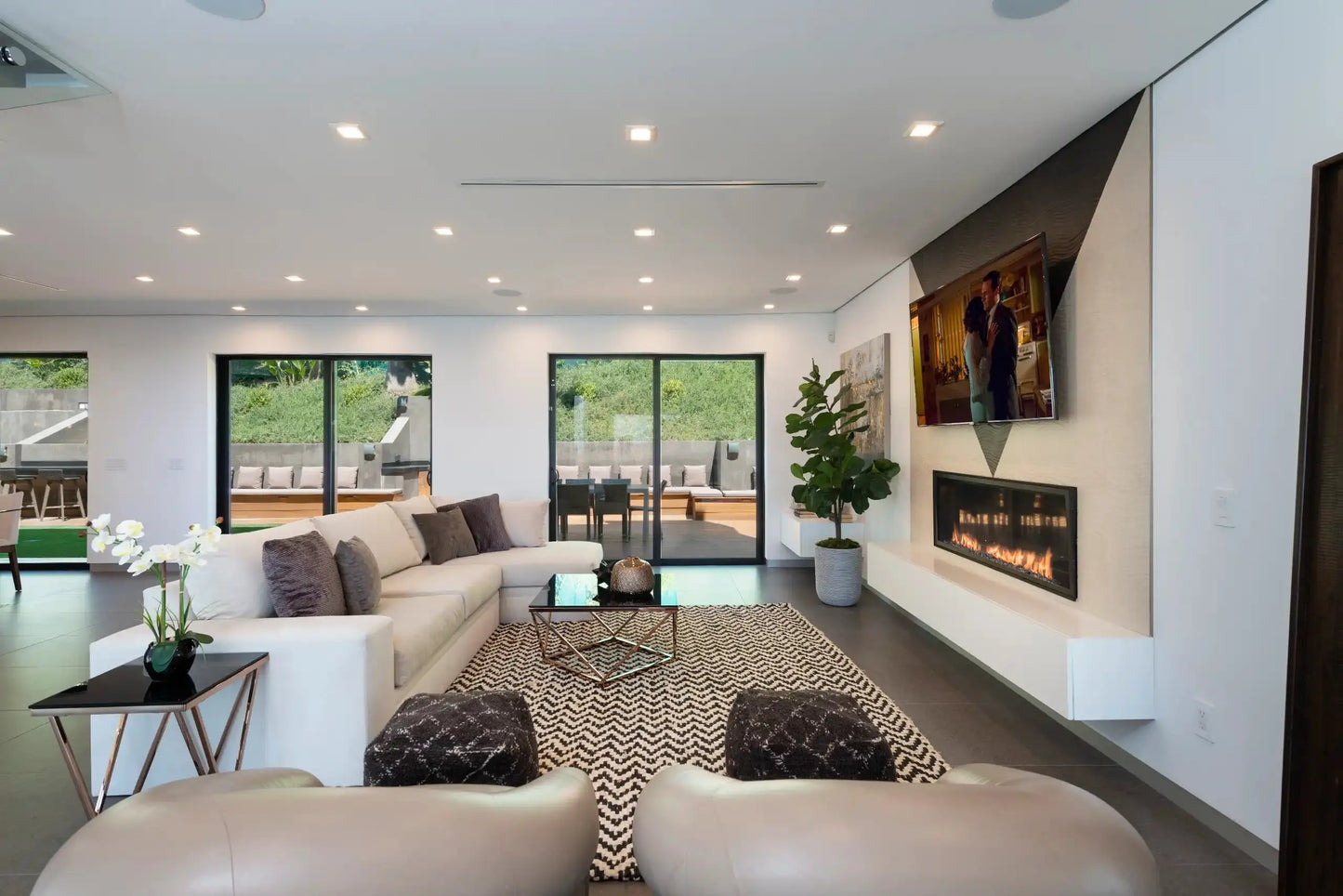 Grecco Villa - Luxury Villa for Rent | LA - 2025✨ Vidi Vici Rental