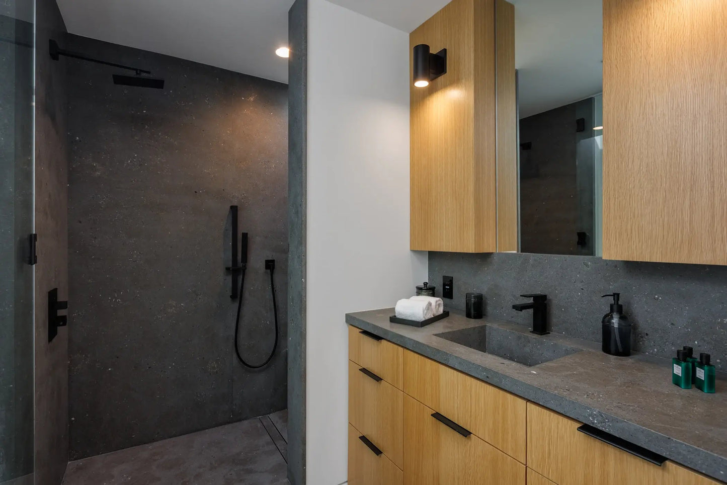 Loma Vista Modern - Luxury Villa for Rent | LA - 2025✨ Vidi Vici Rental