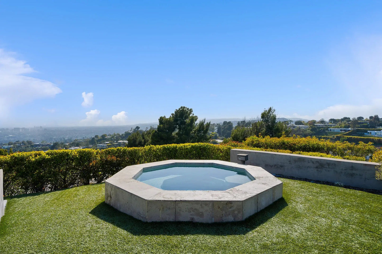 Modern Muse - Luxury Villa for Rent | LA - 2025✨ Vidi Vici Rental