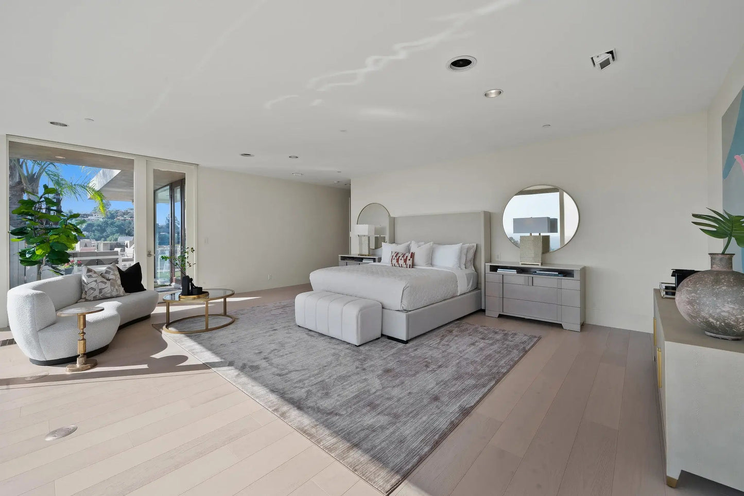 Modern Muse - Luxury Villa for Rent | LA - 2025✨ Vidi Vici Rental