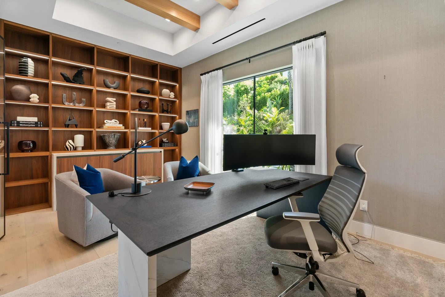 Linda Flora - Luxury Villa for Rent | LA - 2025✨ Vidi Vici Rental