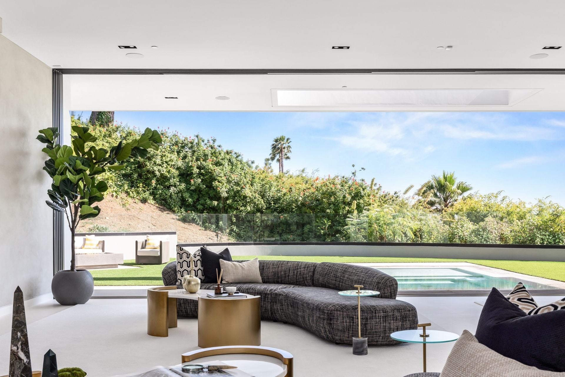 Museum Crest - Luxury Villa for Rent | LA - 2025✨ Vidi Vici Rental