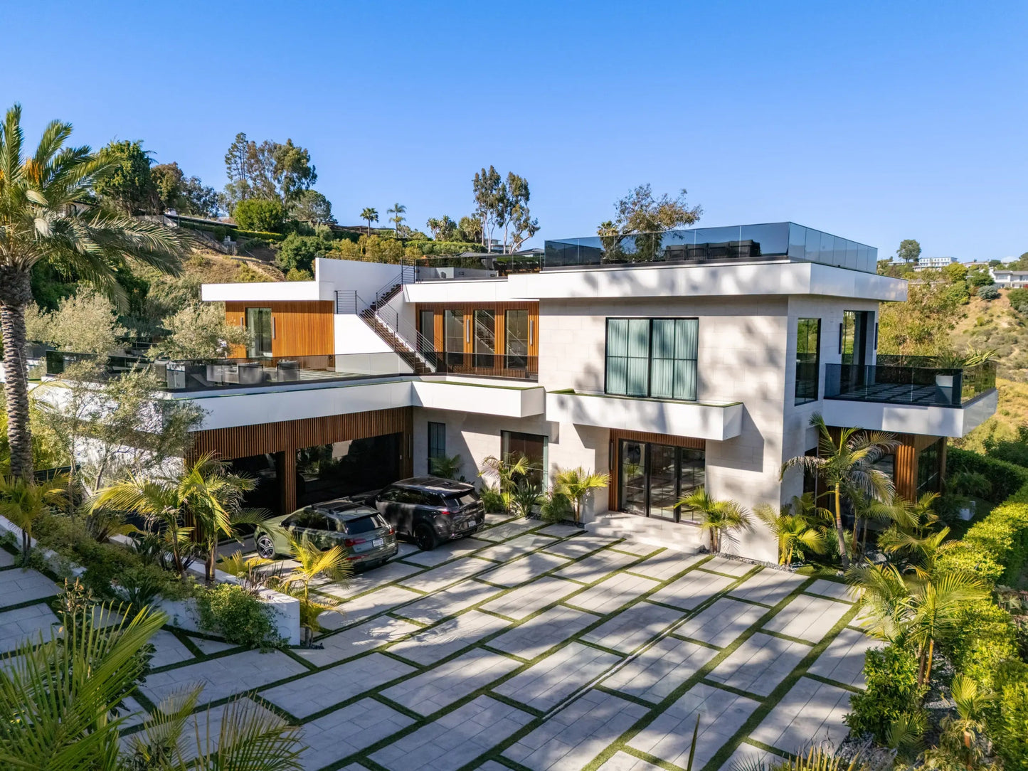 Linda Flora - Luxury Villa for Rent | LA - 2025✨ Vidi Vici Rental