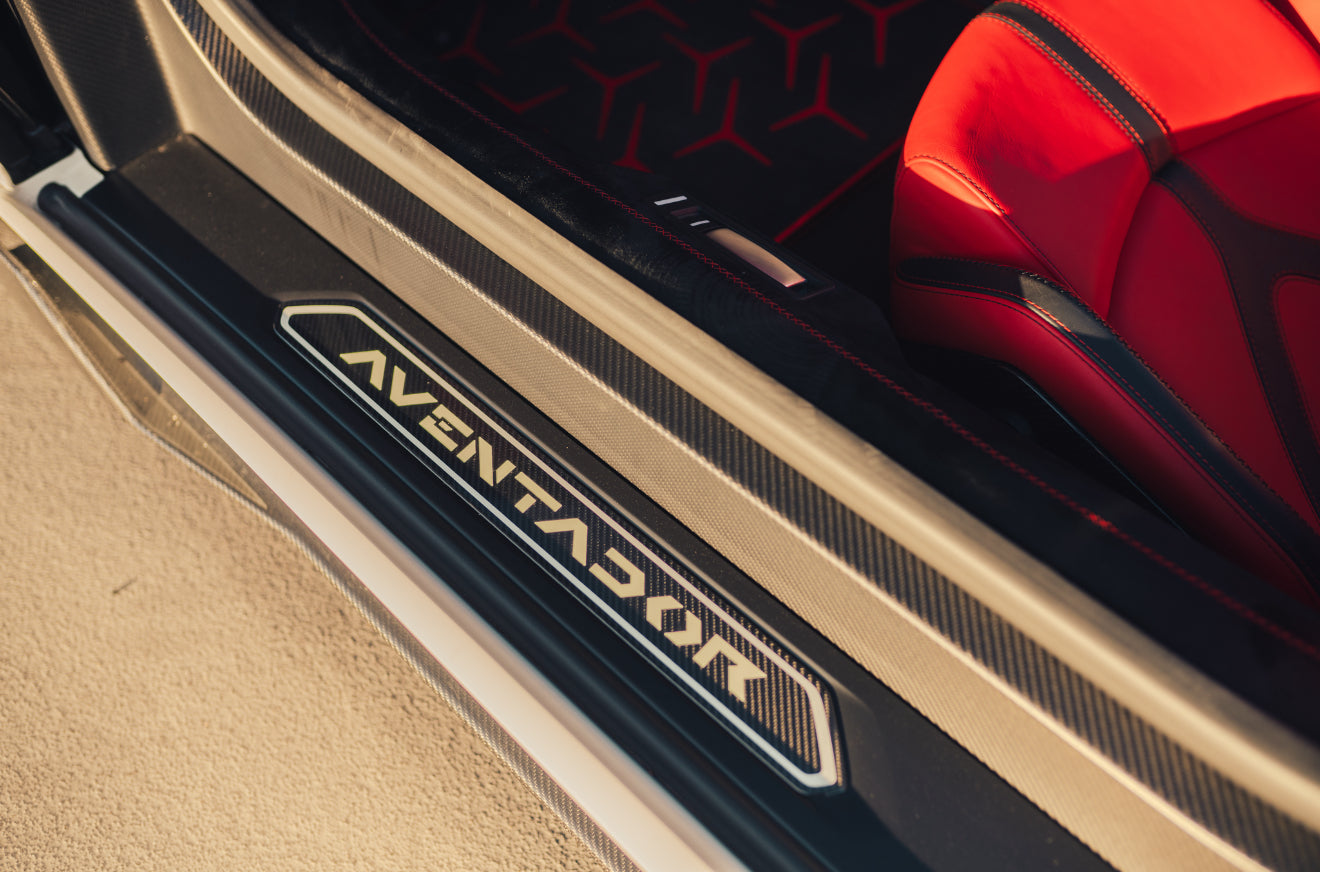 Lamborghini Aventador SVJ Roadster
