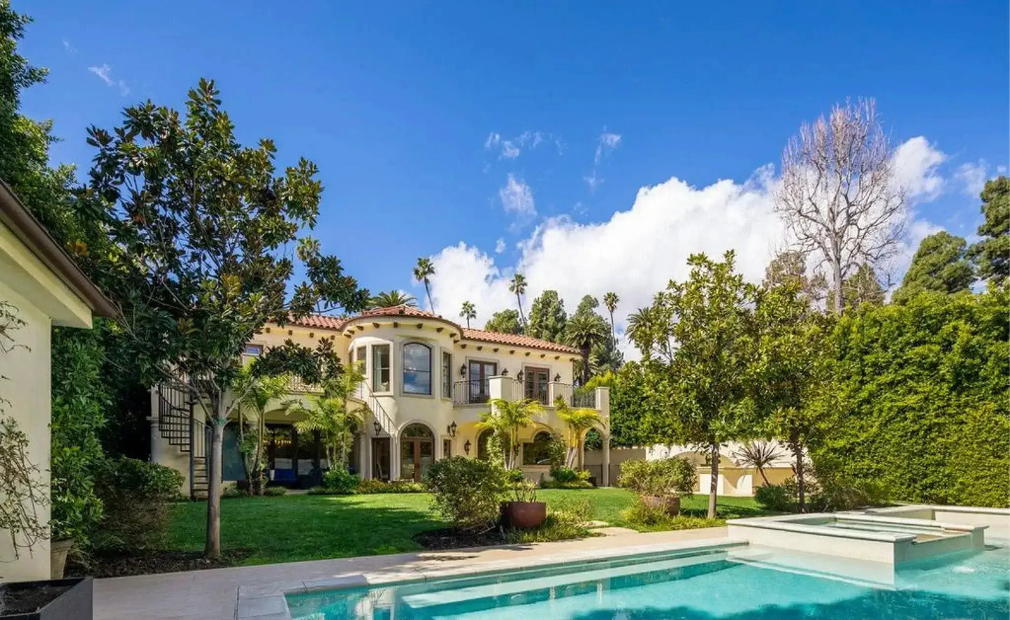 Amira - Luxury Villa for Rent | LA - 2025✨ Vidi Vici Rental