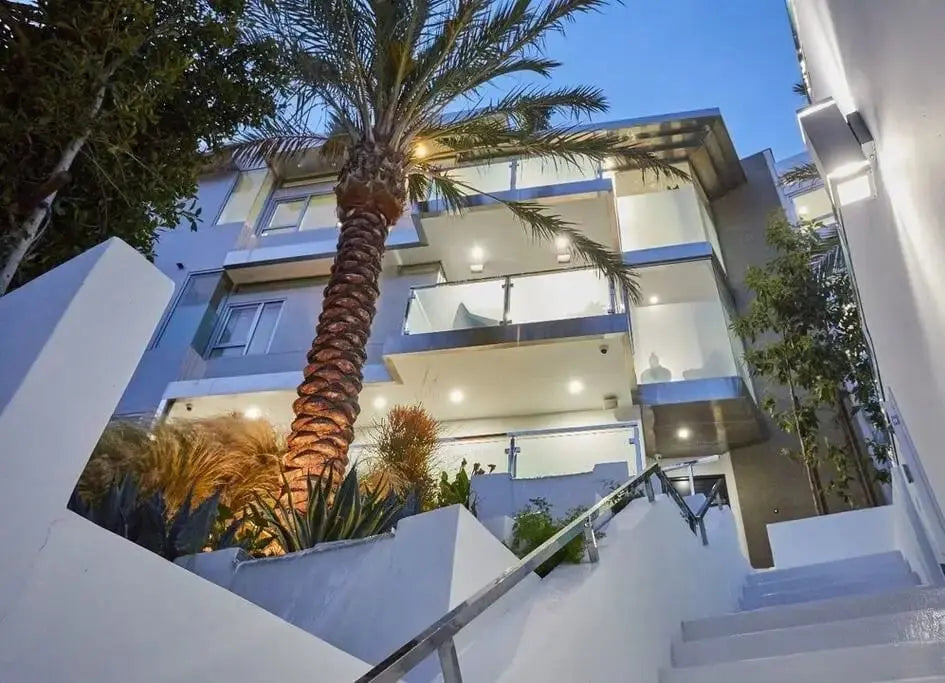 Benedict Modern - Luxury Villa for Rent | LA - 2025✨ Vidi Vici Rental