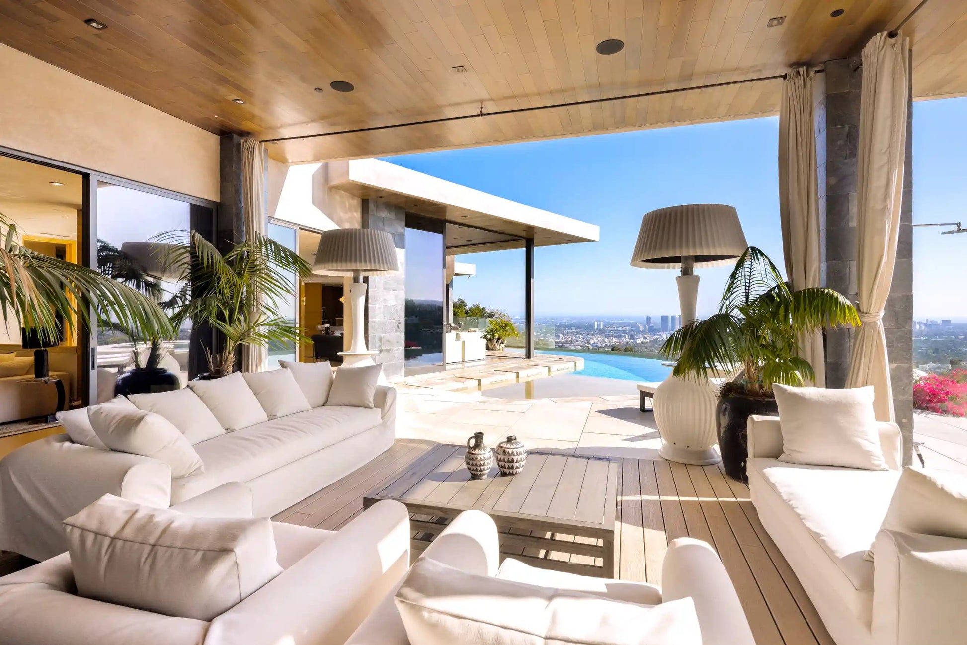 Blue Jay Modern for Rent Vidi Vici Rental