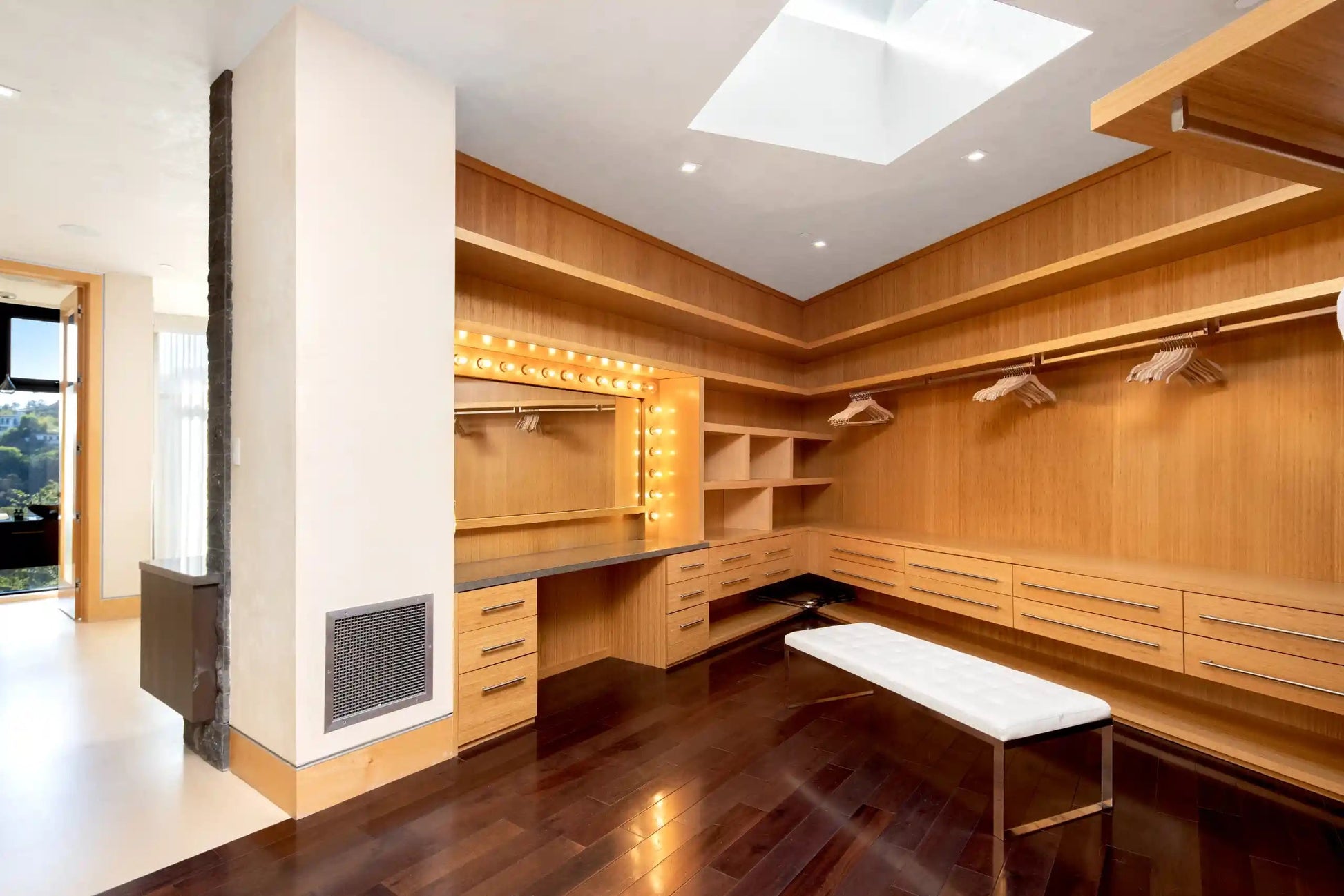 Blue Jay Modern for Rent Vidi Vici Rental