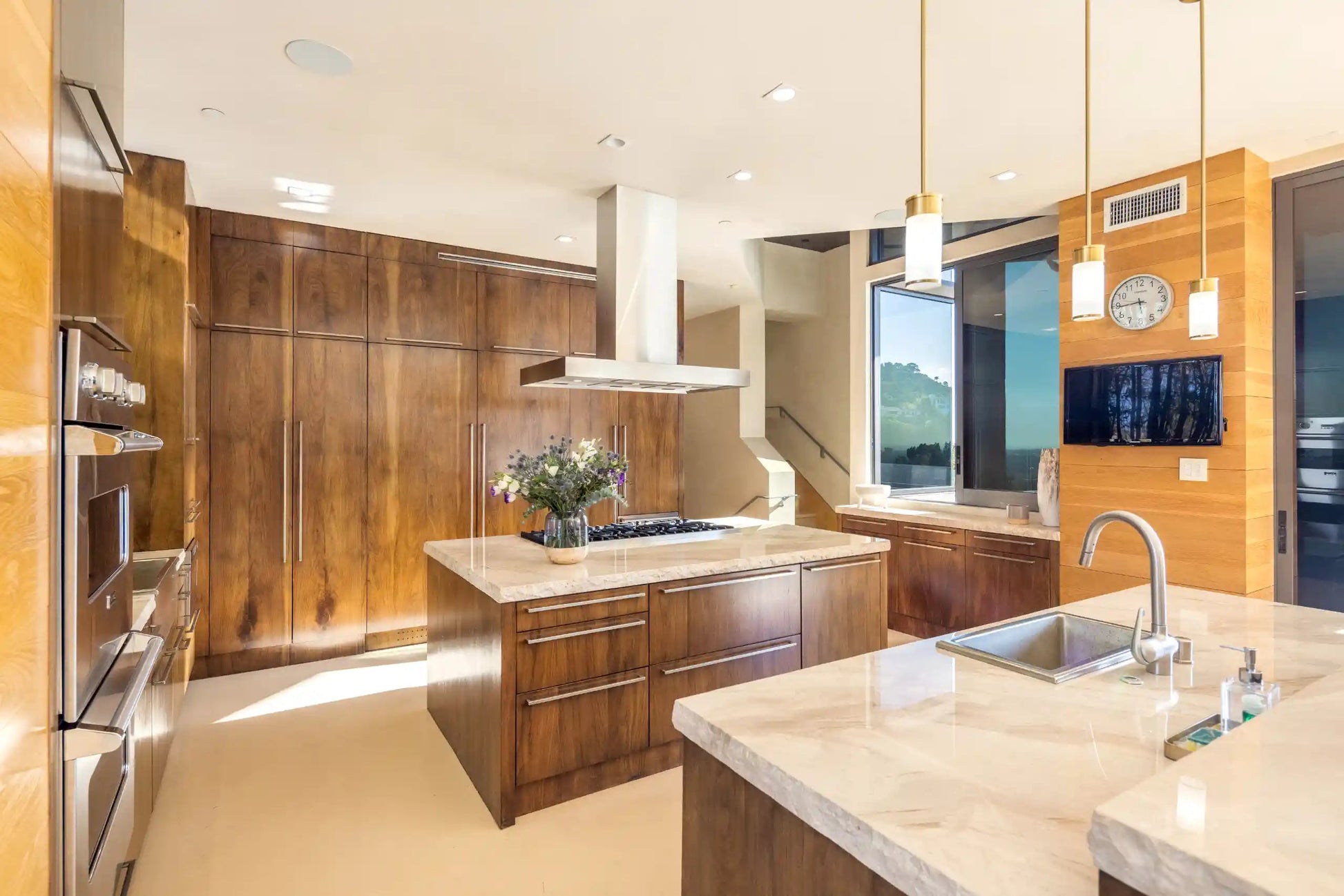 Blue Jay Modern for Rent Vidi Vici Rental