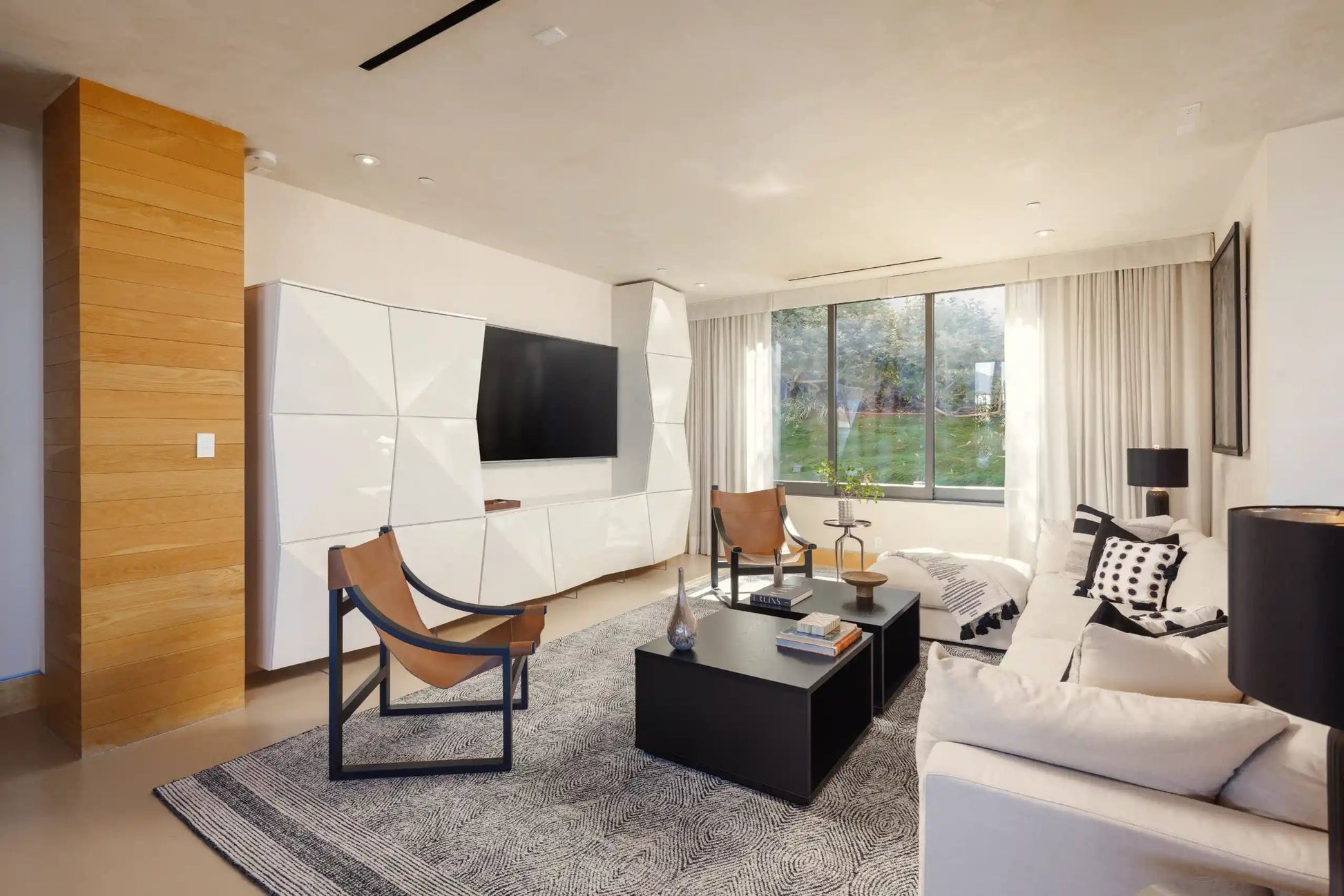 Blue Jay Modern for Rent Vidi Vici Rental