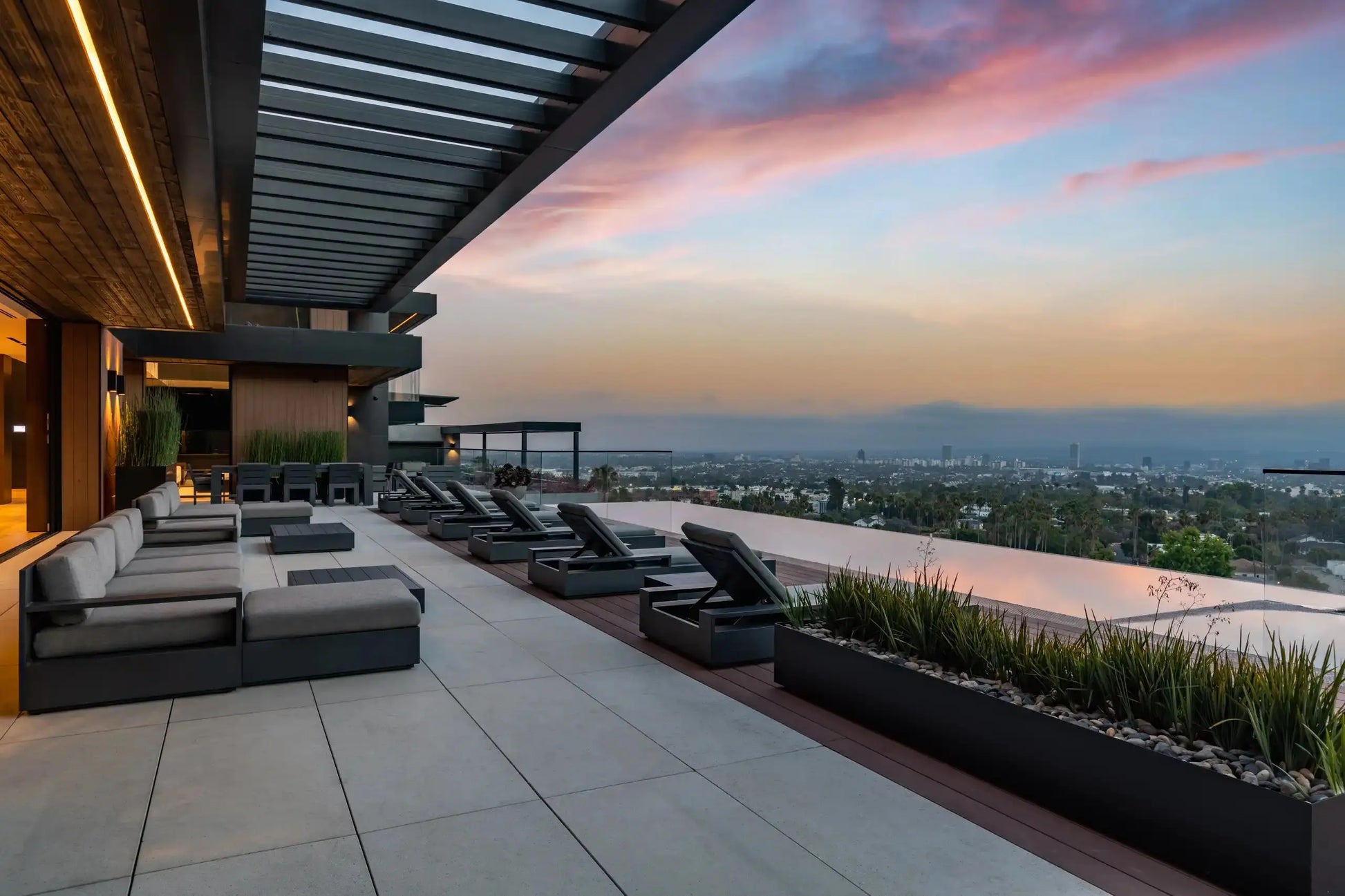 California Crystal - Luxury Villa for Rent | LA - 2025✨ Vidi Vici Rental