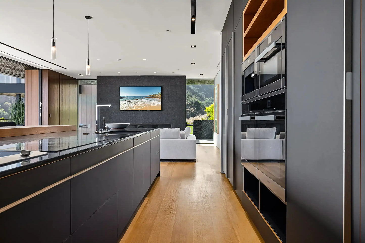 California Crystal - Luxury Villa for Rent | LA - 2025✨ Vidi Vici Rental