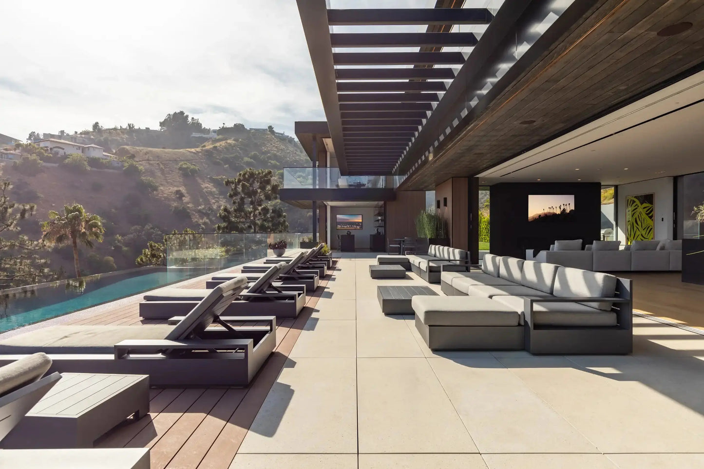 California Crystal - Luxury Villa for Rent | LA - 2025✨ Vidi Vici Rental