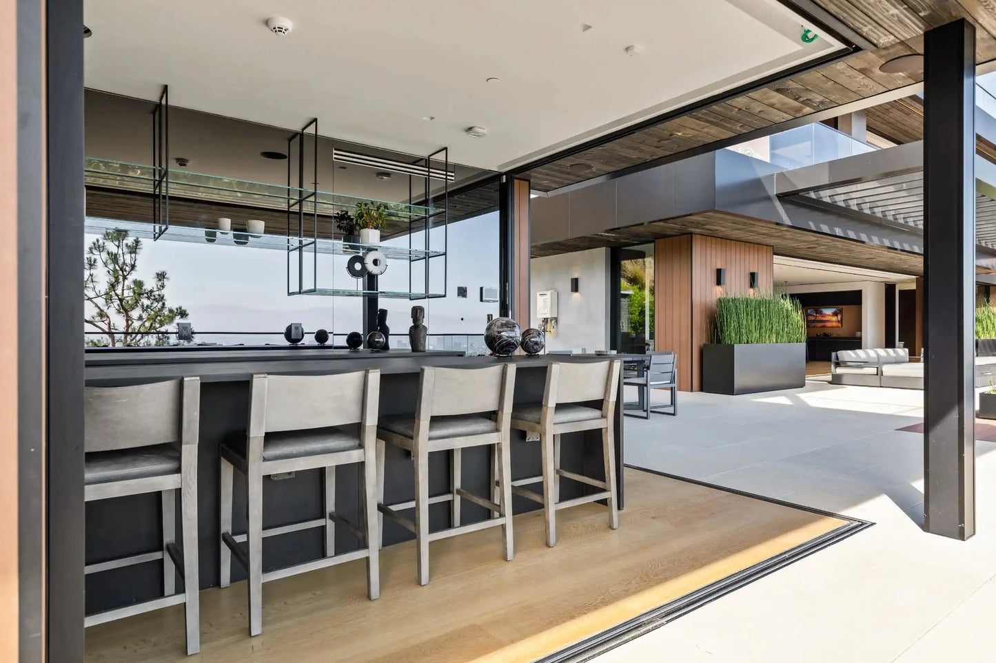 California Crystal - Luxury Villa for Rent | LA - 2025✨ Vidi Vici Rental