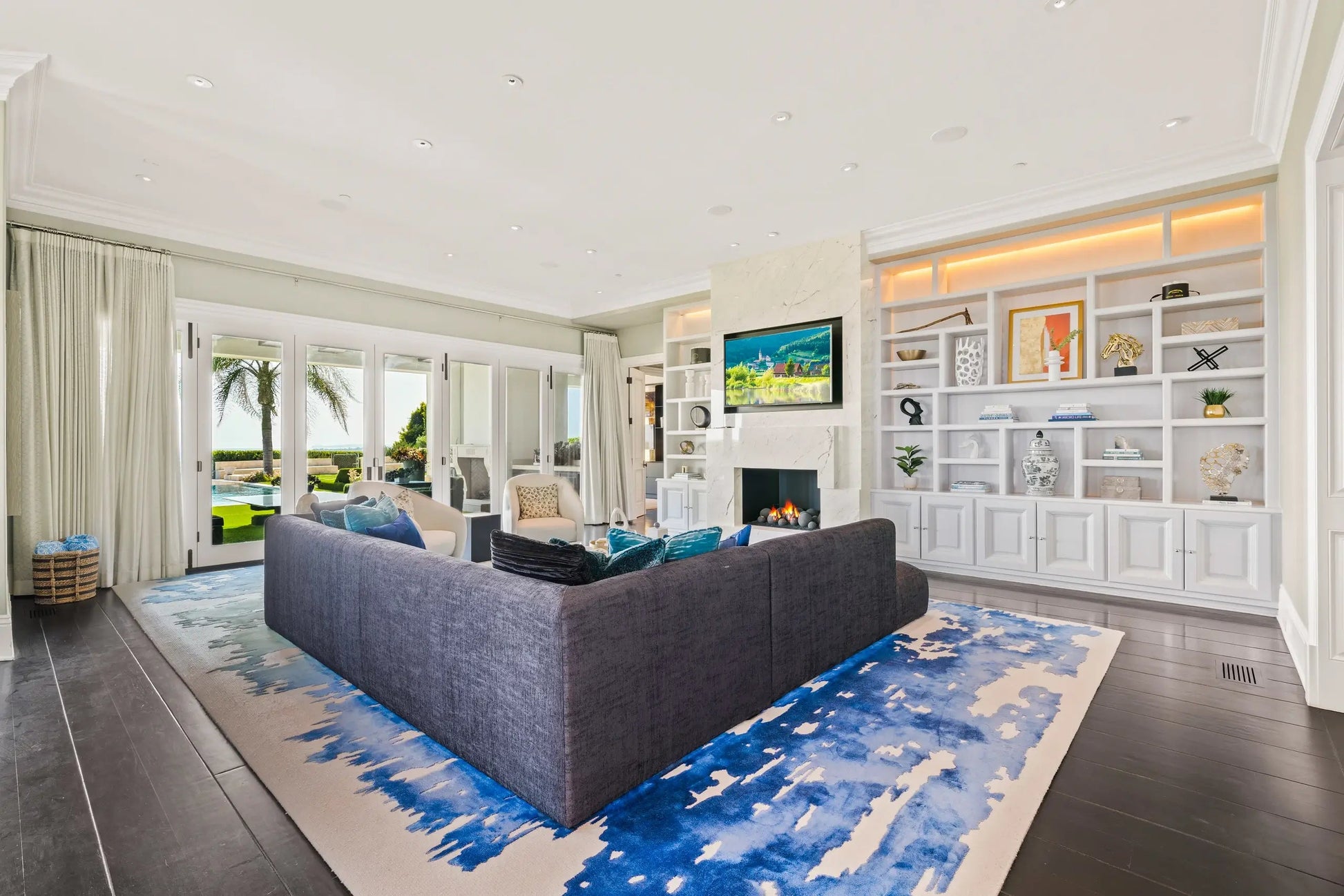 Carbon Estate - Luxury Villa for Rent | LA - 2025✨ Vidi Vici Rental