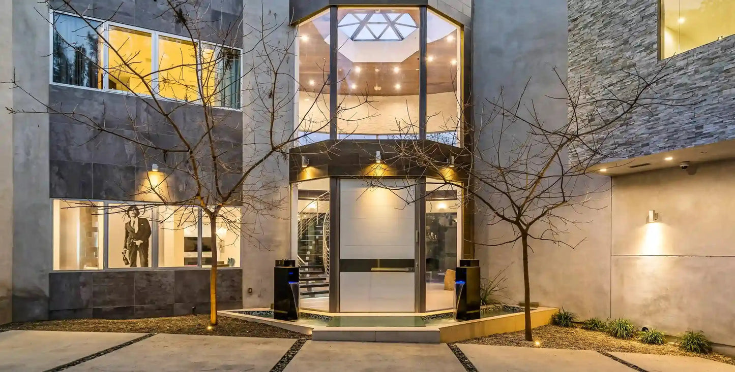 Chantilly Lace - Luxury Villa for Rent | LA - 2025✨ Vidi Vici Rental