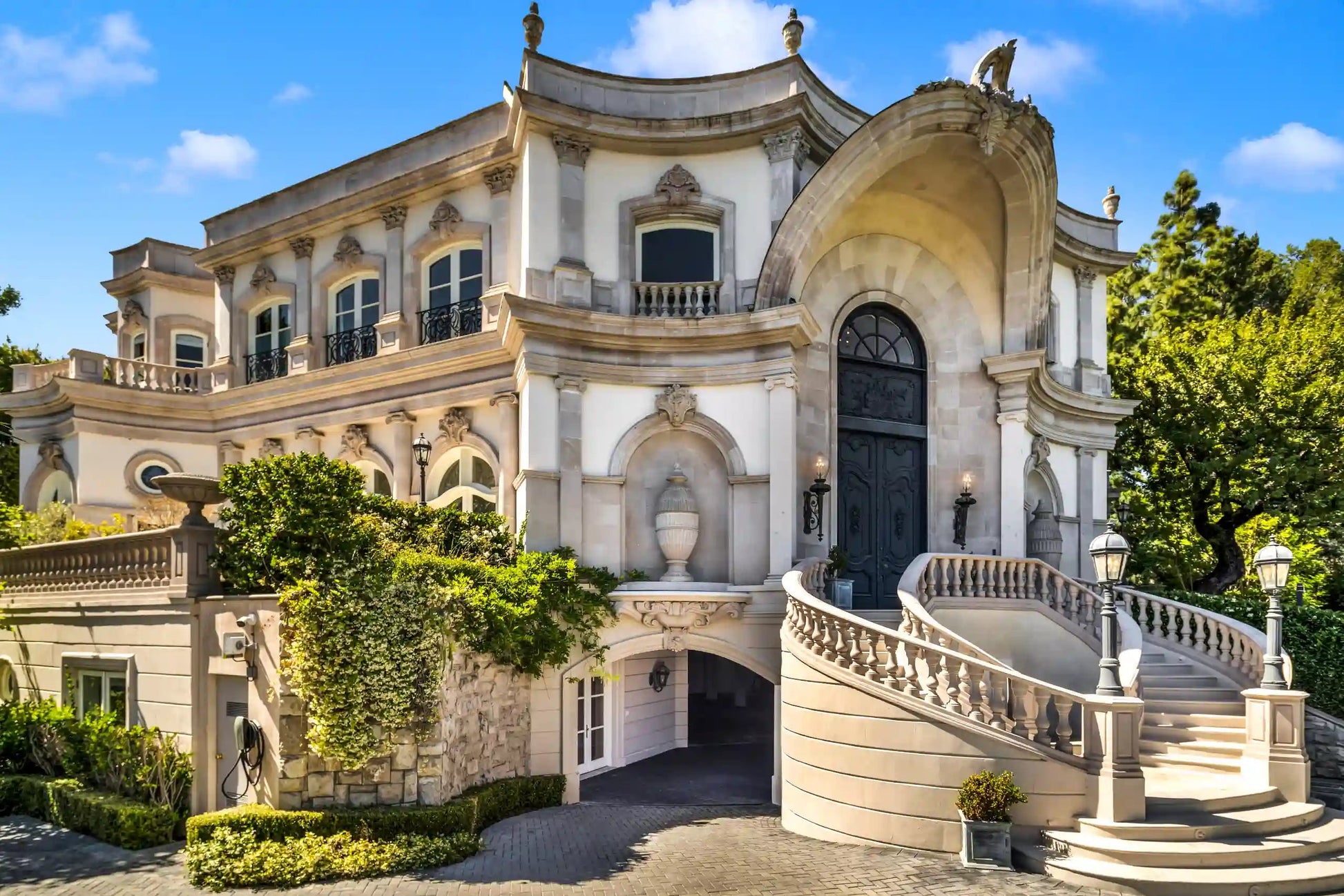 Chateau de Laurel - Luxury Villa for Rent | LA - 2025✨ Vidi Vici Rental