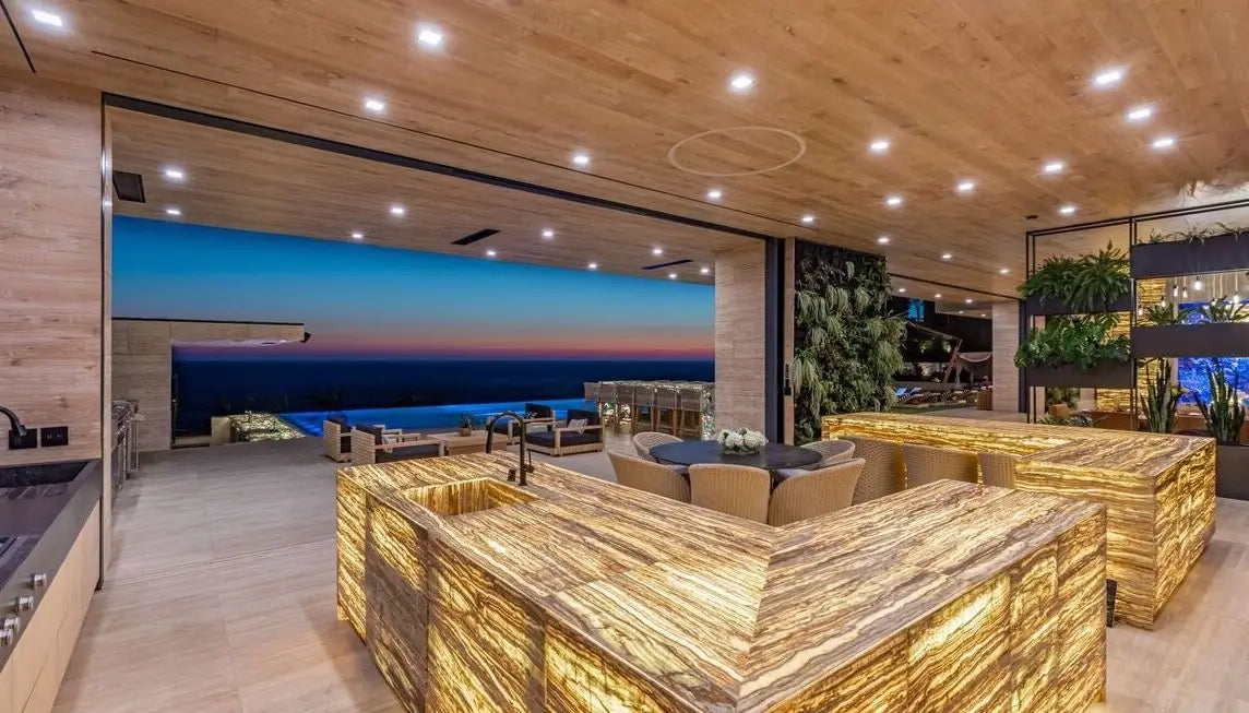 Pacific Edge - Luxury Villa for Rent | LA - 2025✨ Vidi Vici Rental