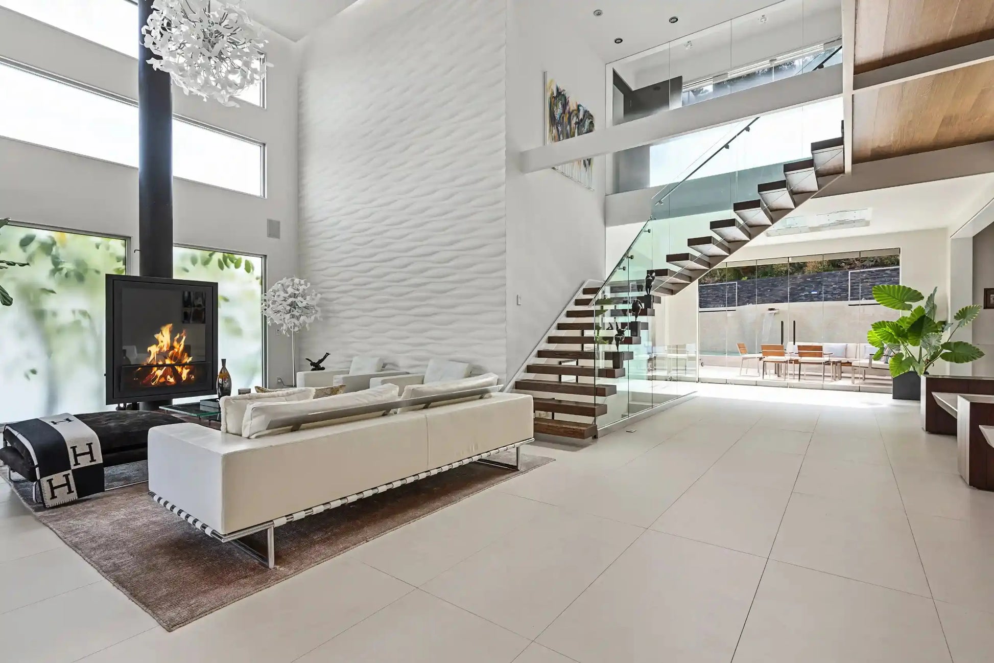 Euroluxe - Luxury Villa for Rent | LA - 2025✨ Vidi Vici Rental