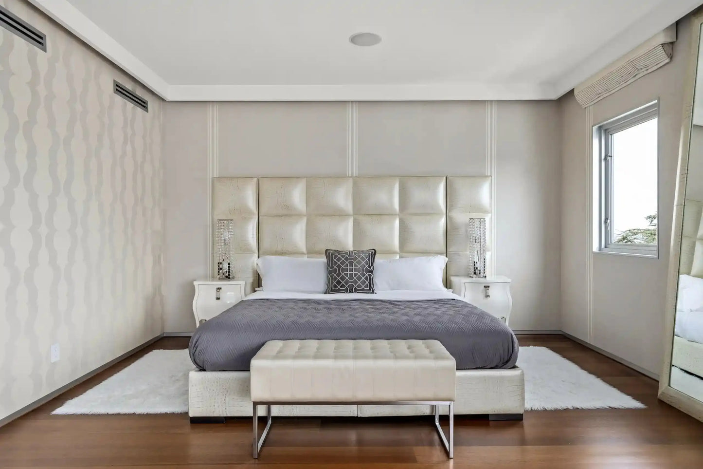 Euroluxe - Luxury Villa for Rent | LA - 2025✨ Vidi Vici Rental