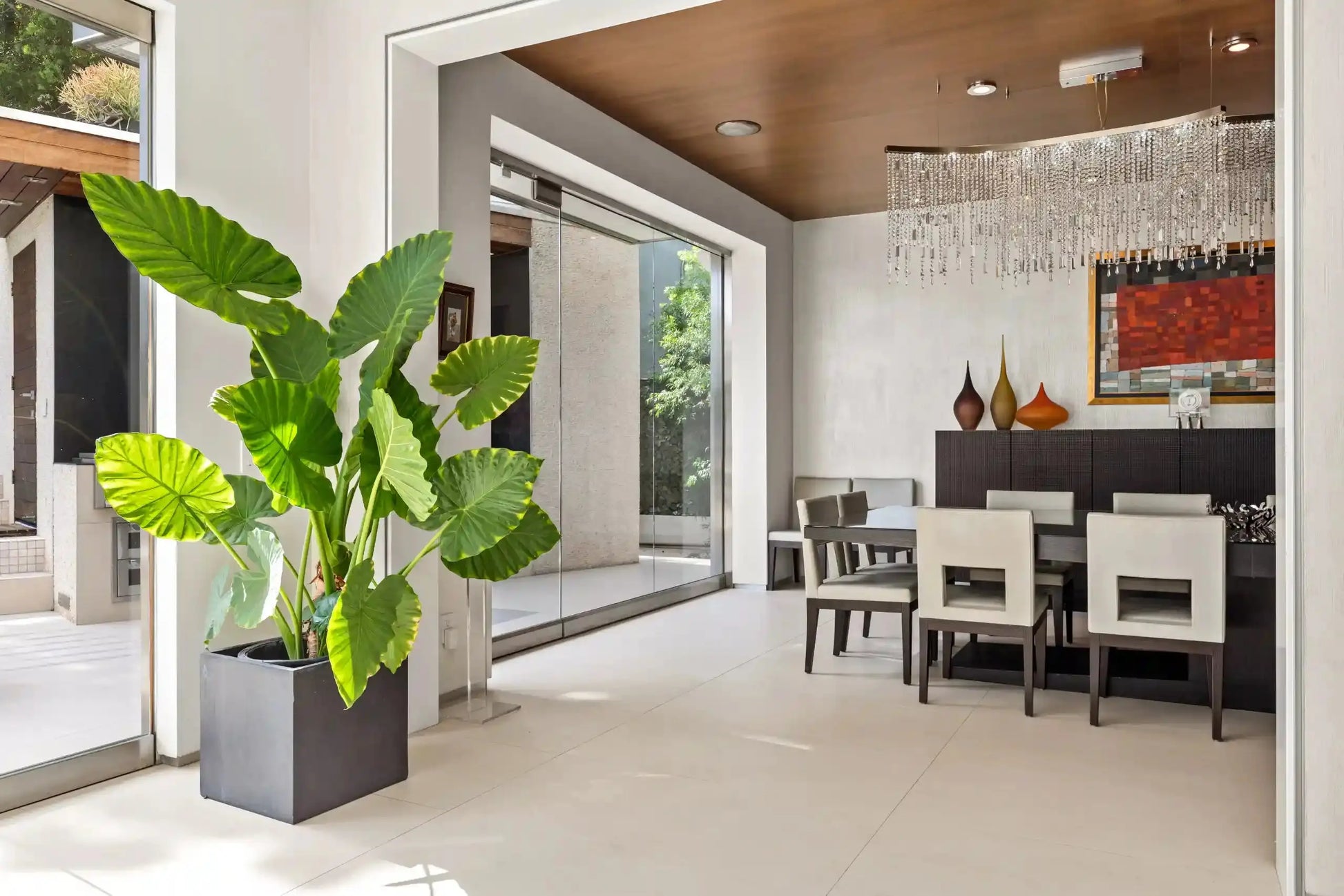 Euroluxe - Luxury Villa for Rent | LA - 2025✨ Vidi Vici Rental