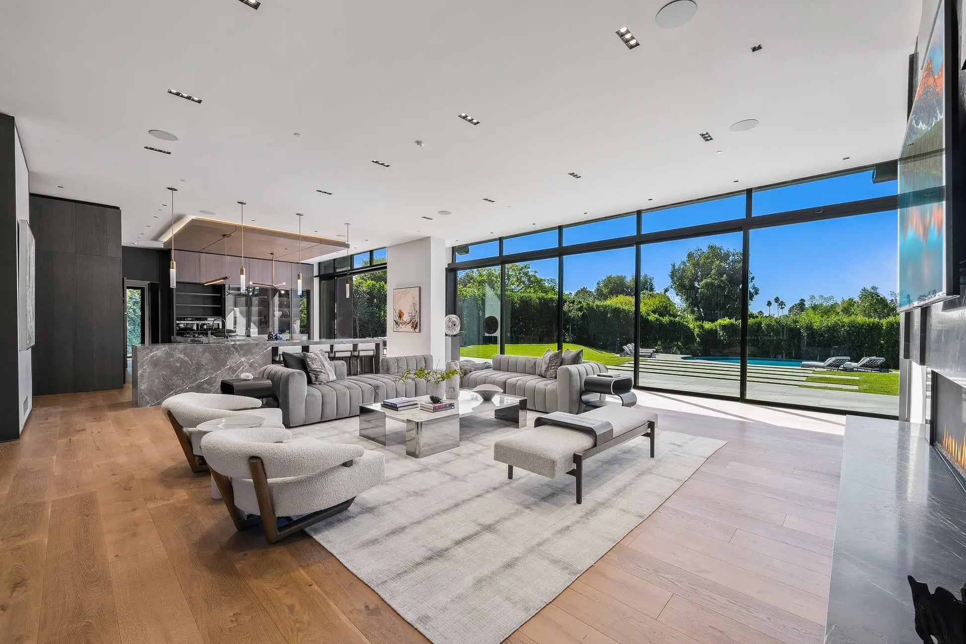 Forza Modern - Luxury Villa for Rent | LA - 2025✨ Vidi Vici Rental