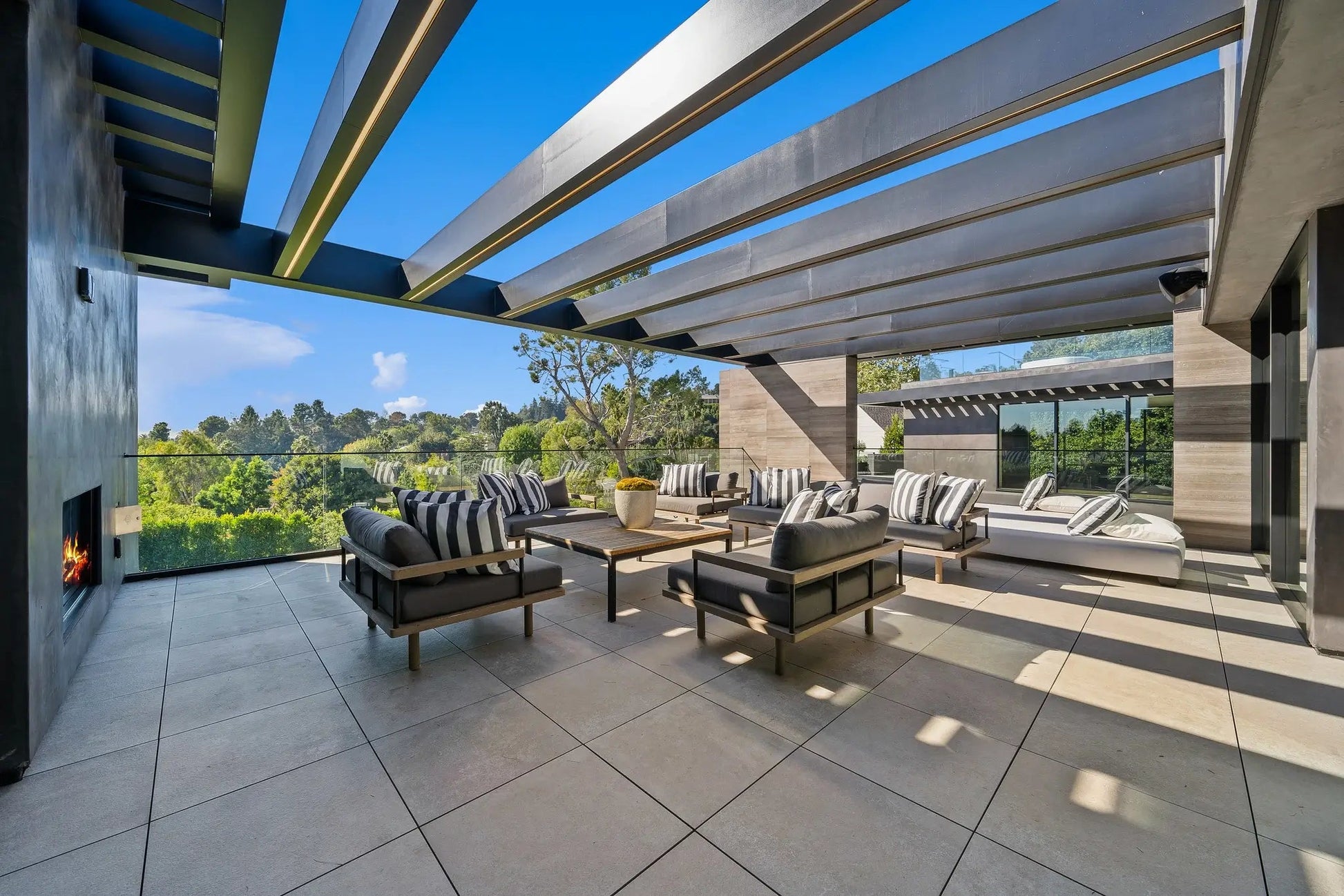 Forza Modern - Luxury Villa for Rent | LA - 2025✨ Vidi Vici Rental