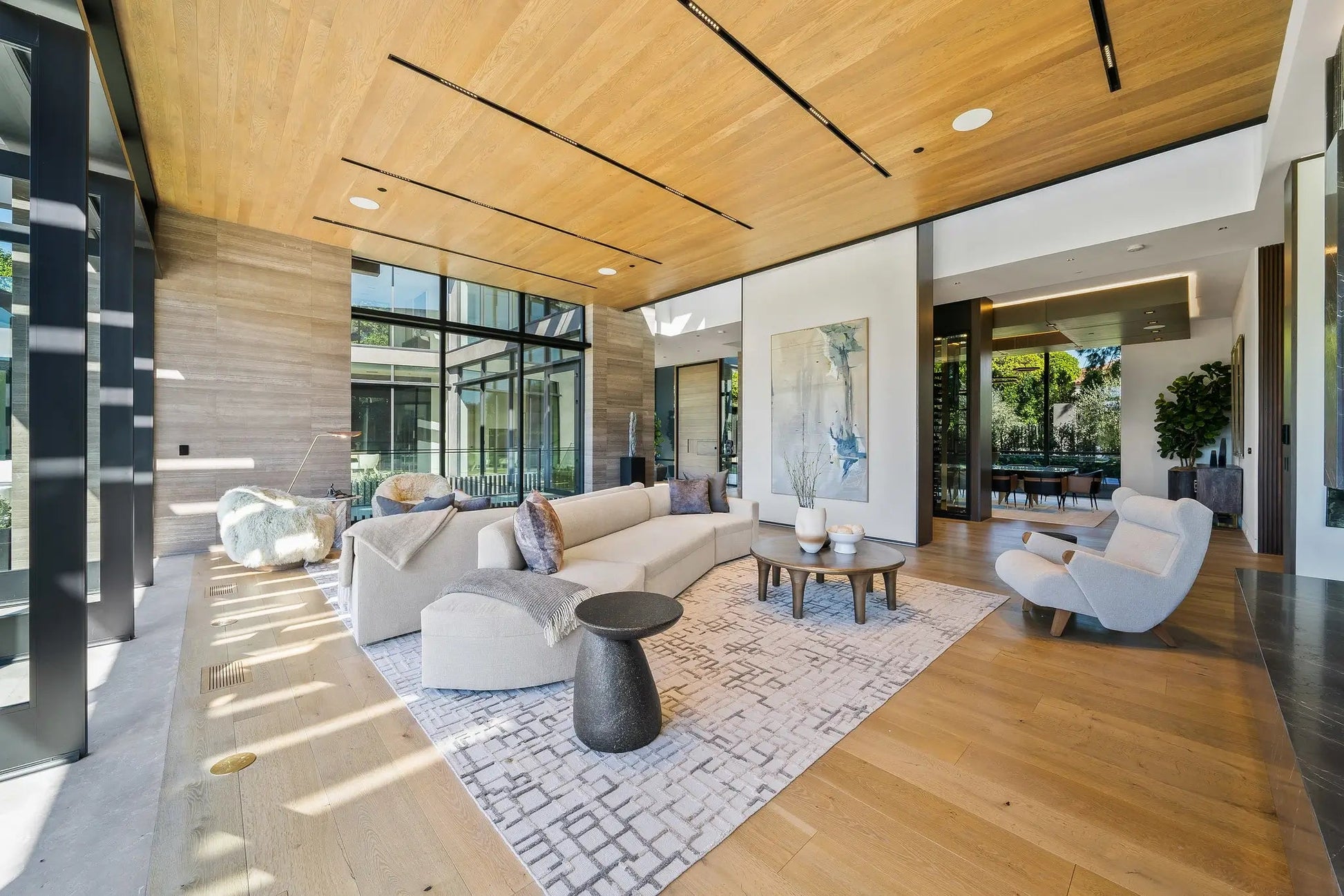 Forza Modern - Luxury Villa for Rent | LA - 2025✨ Vidi Vici Rental