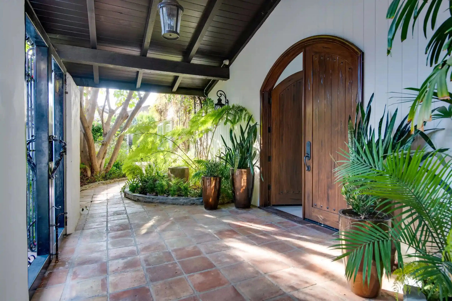 Gloaming Estate - Luxury Villa for Rent | LA - 2025✨ Vidi Vici Rental