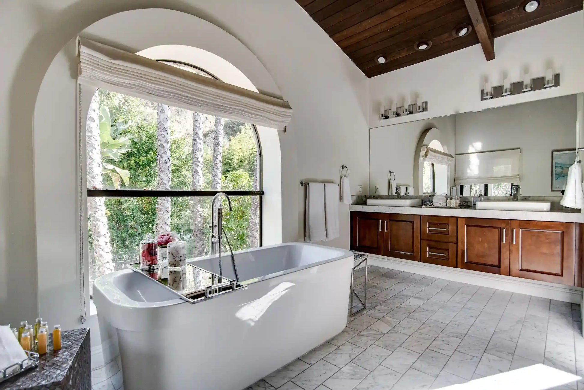 Gloaming Estate - Luxury Villa for Rent | LA - 2025✨ Vidi Vici Rental