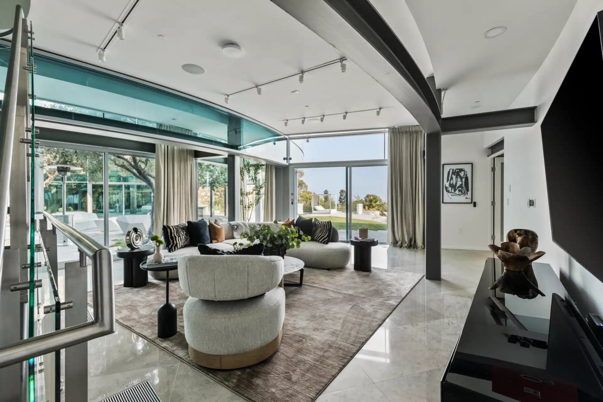 Jetson Estate - Luxury Villa for Rent | LA - 2025✨ Vidi Vici Rental