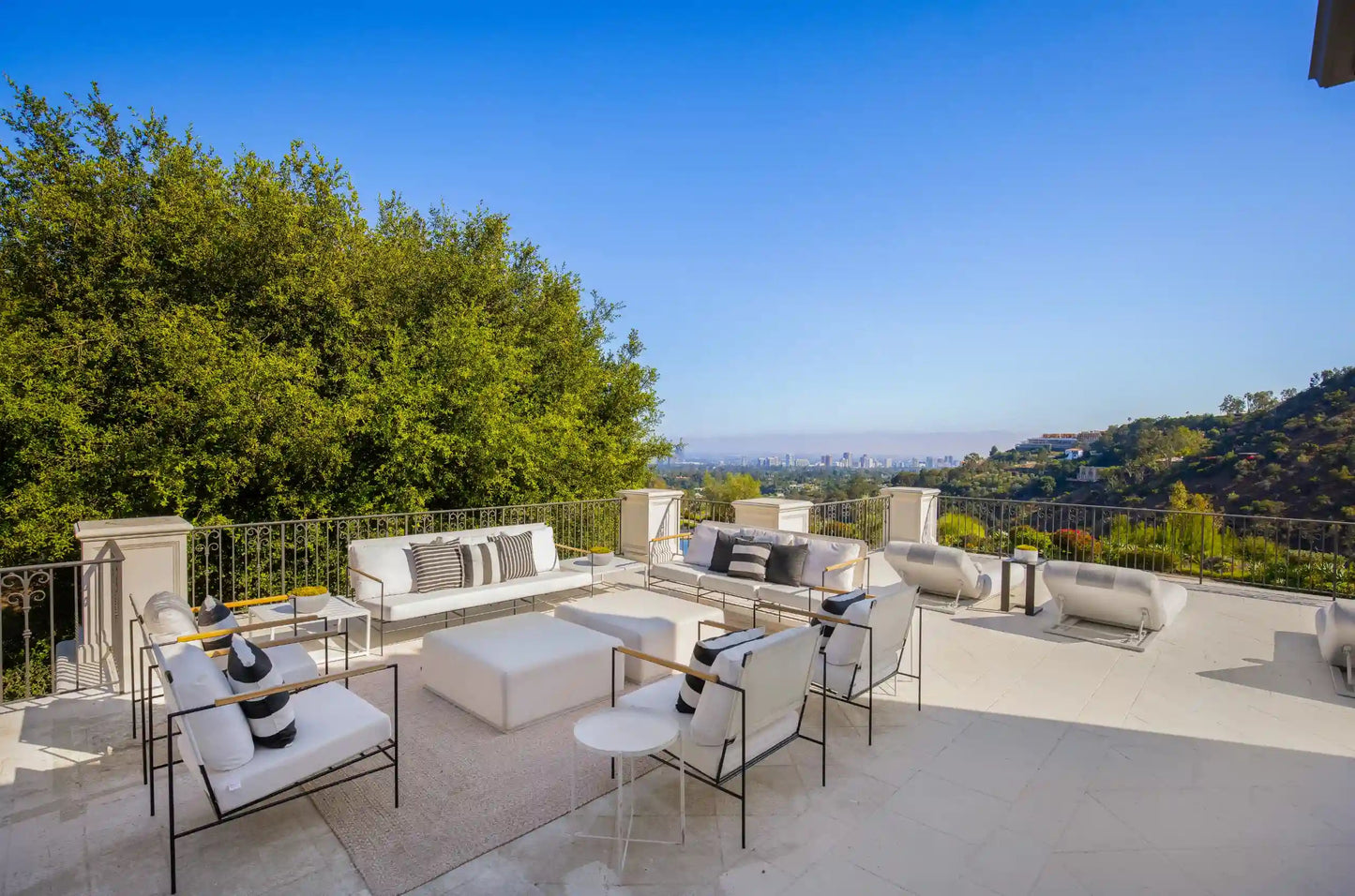 Kip Estate - Luxury Villa for Rent | LA - 2025✨ Vidi Vici Rental