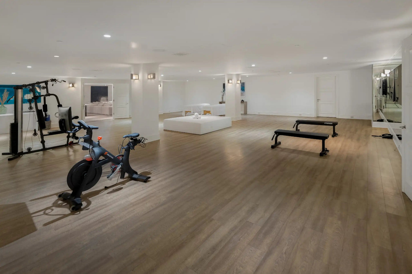 Kip Estate - Luxury Villa for Rent | LA - 2025✨ Vidi Vici Rental