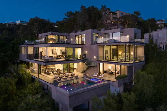 Lloydcrest Modern - Luxury Villa for Rent | LA - 2025✨ Vidi Vici Rental
