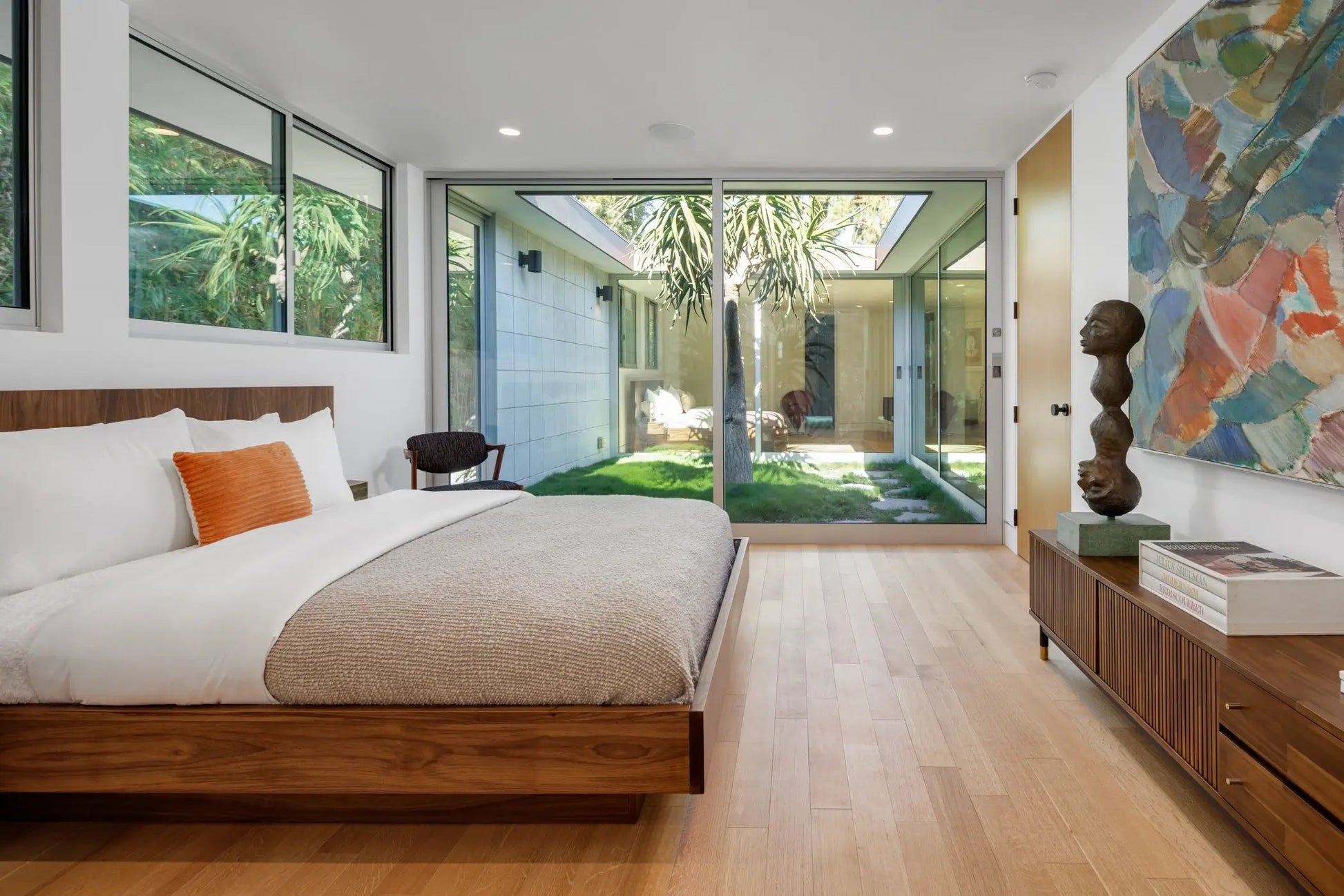 Loma Vista Modern - Luxury Villa for Rent | LA - 2025✨ Vidi Vici Rental