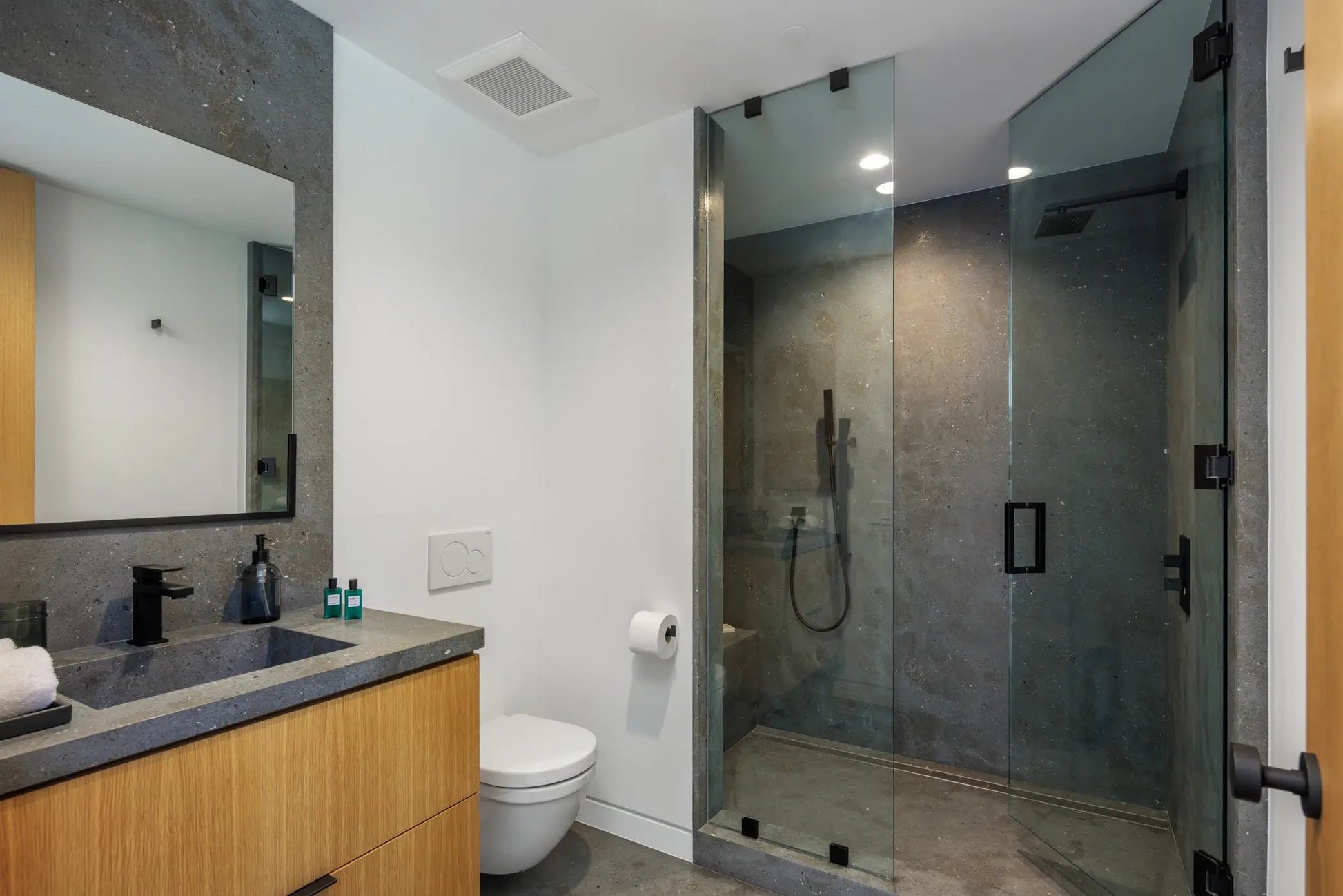 Loma Vista Modern - Luxury Villa for Rent | LA - 2025✨ Vidi Vici Rental