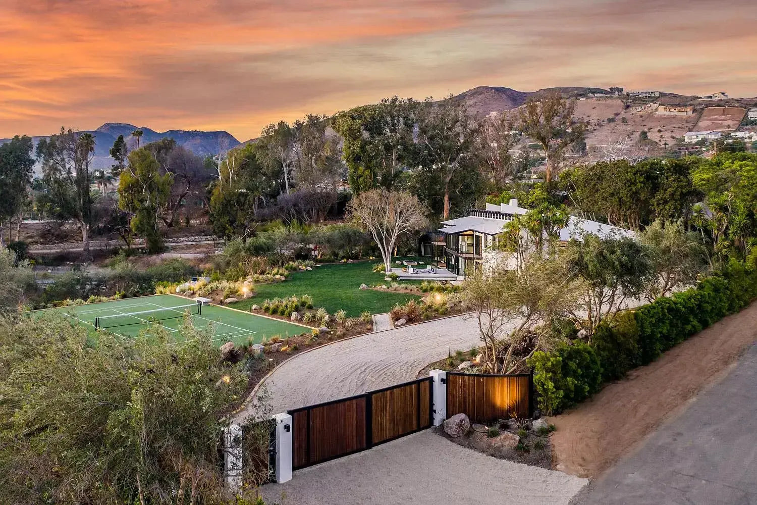 Malibu Bocce - Luxury Villa for Rent | LA - 2025✨ Vidi Vici Rental