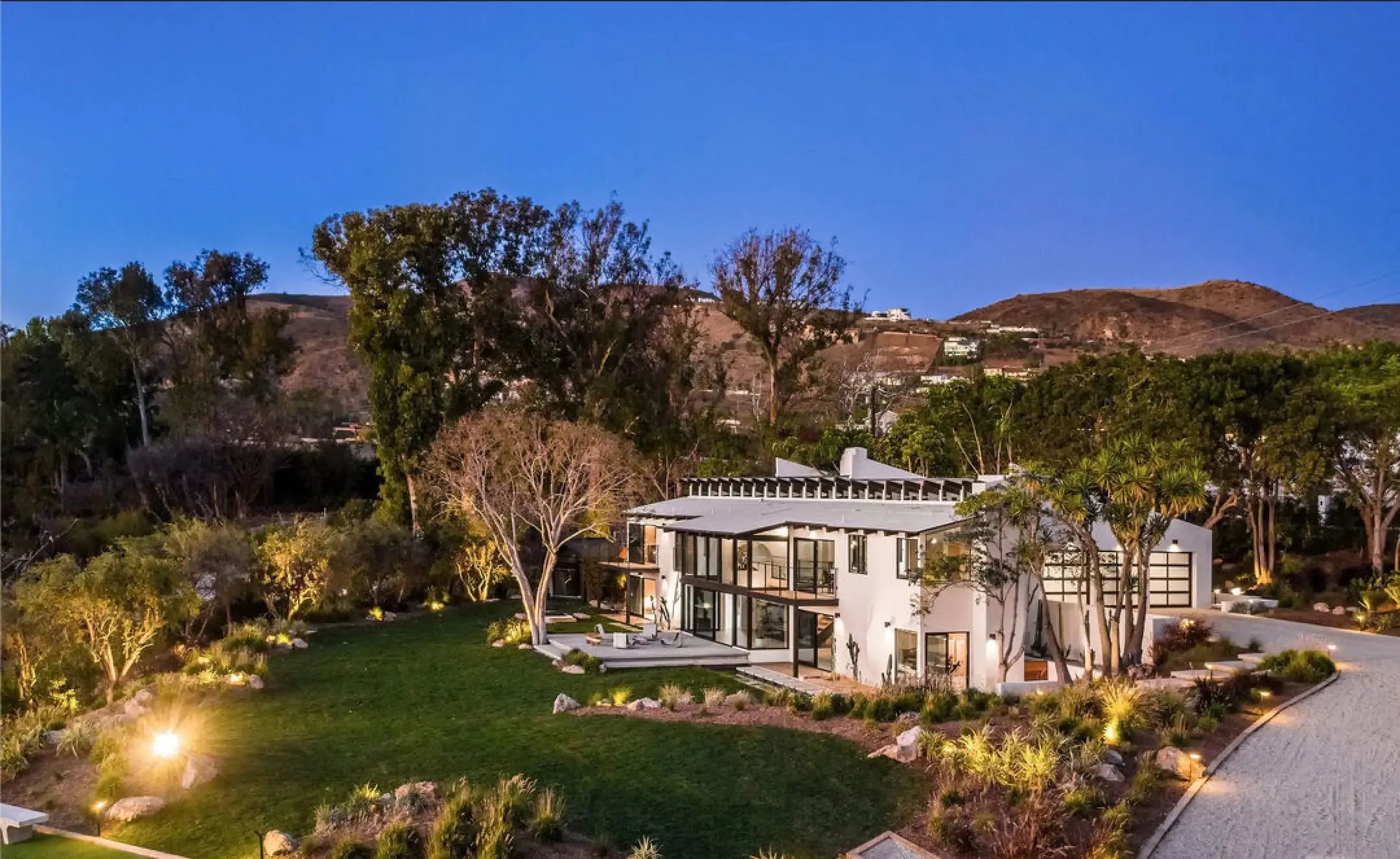 Malibu Bocce - Luxury Villa for Rent | LA - 2025✨ Vidi Vici Rental