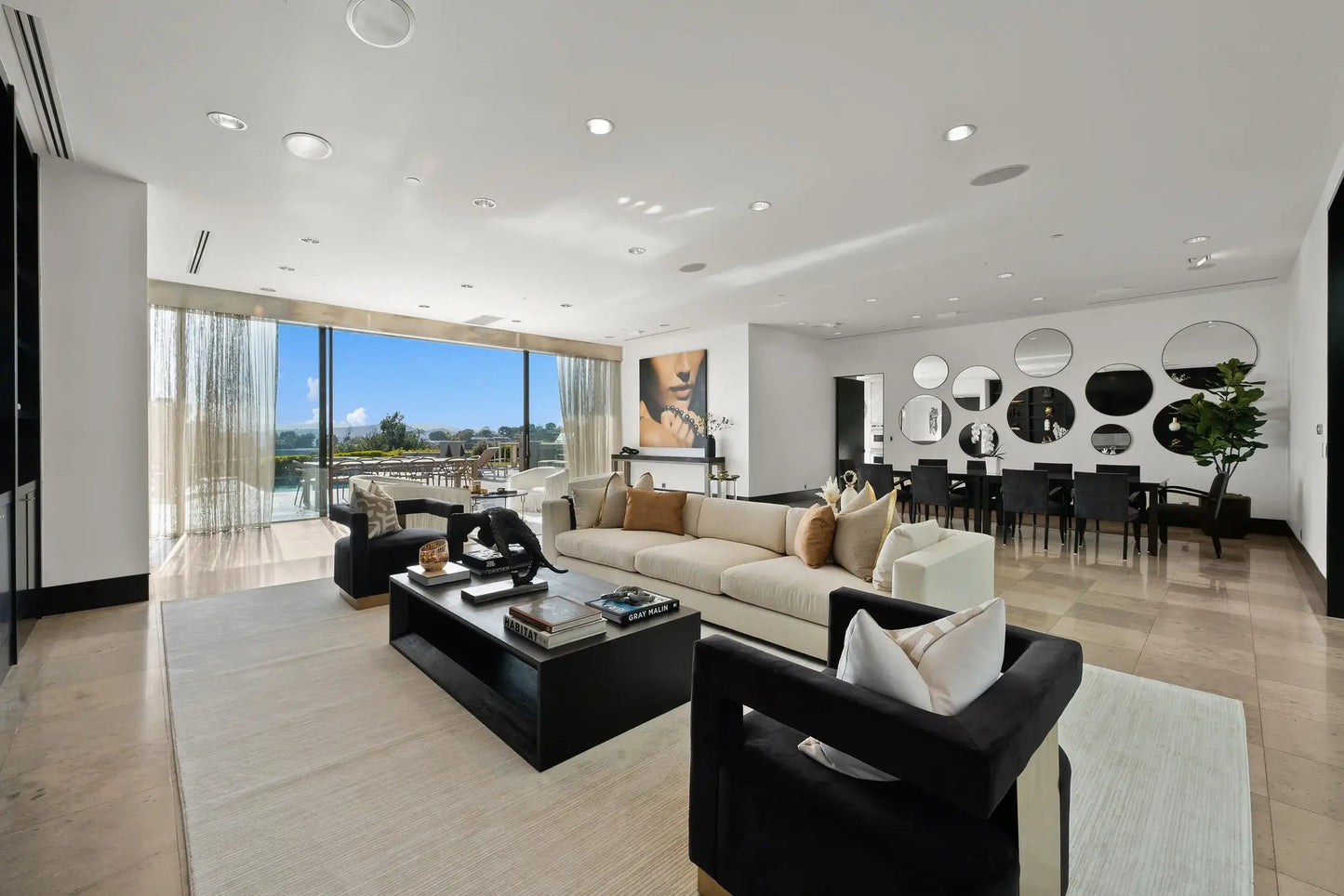 Modern Muse - Luxury Villa for Rent | LA - 2025✨ Vidi Vici Rental