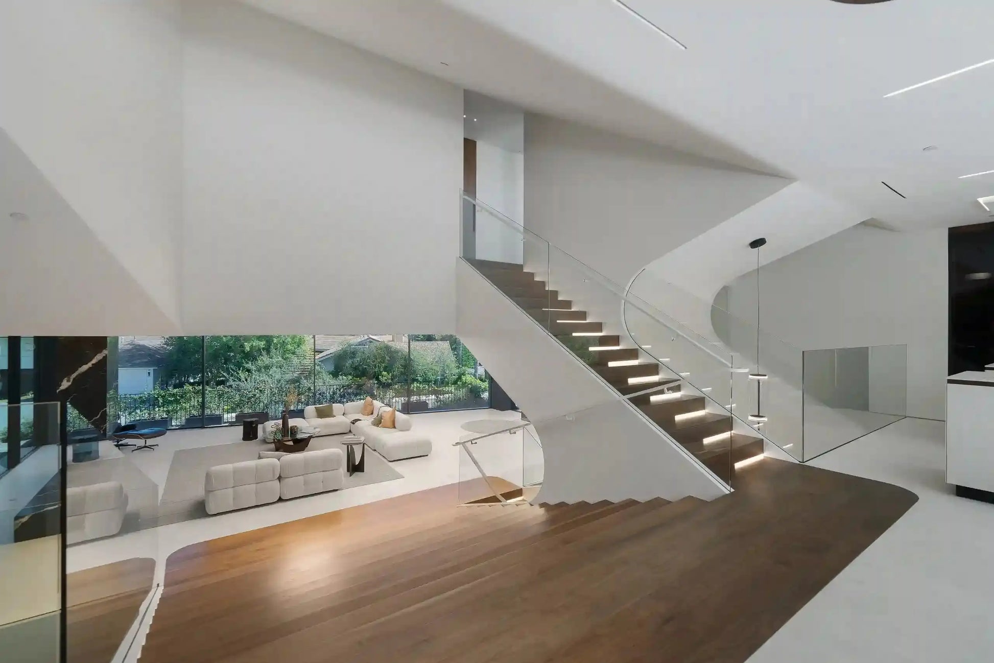 Roberto Lane - Luxury Villa for Rent | LA - 2025✨ Vidi Vici Rental