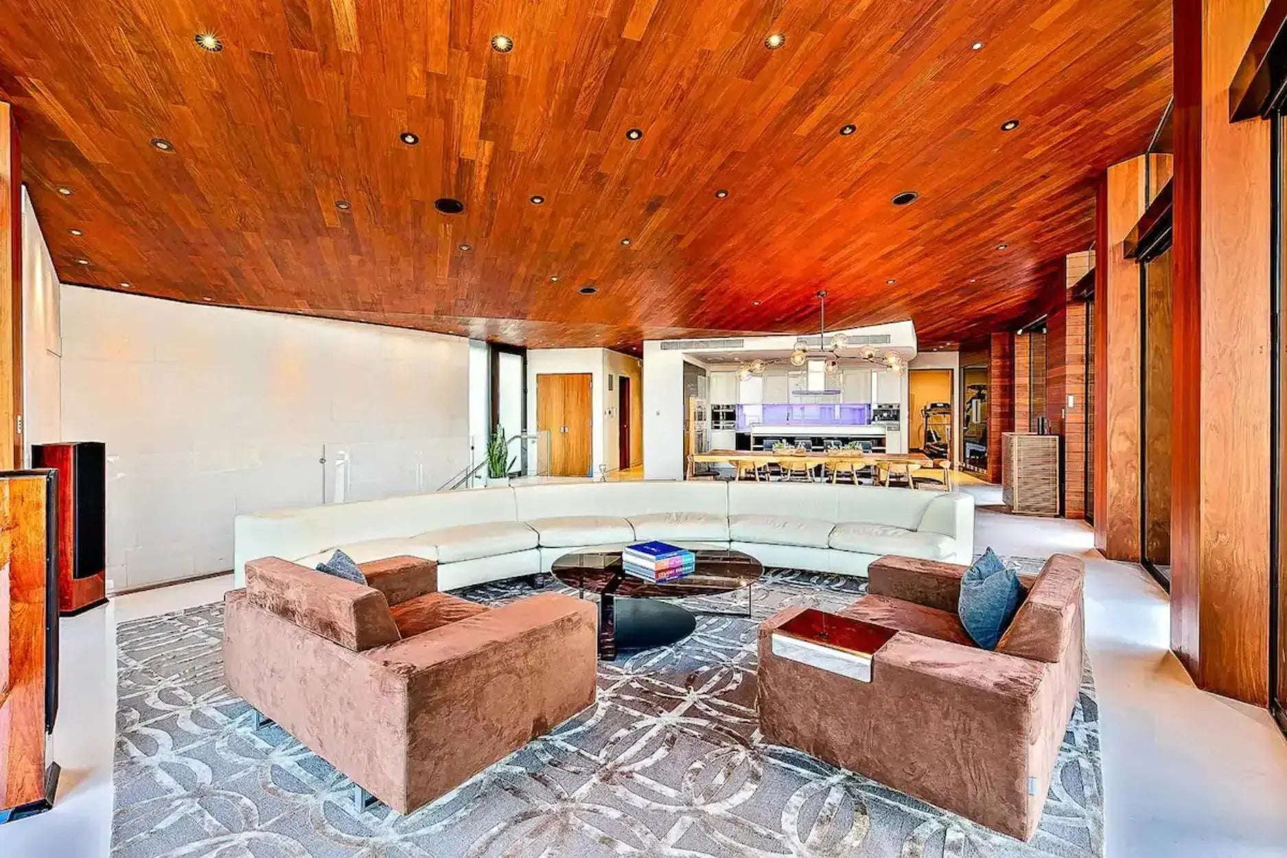 Rouge Elite - Luxury Villa for Rent | LA - 2025✨ Vidi Vici Rental