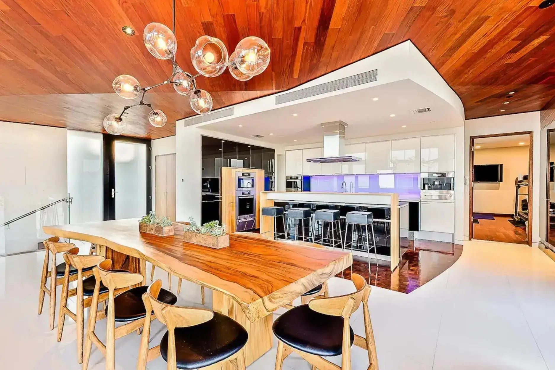 Rouge Elite - Luxury Villa for Rent | LA - 2025✨ Vidi Vici Rental