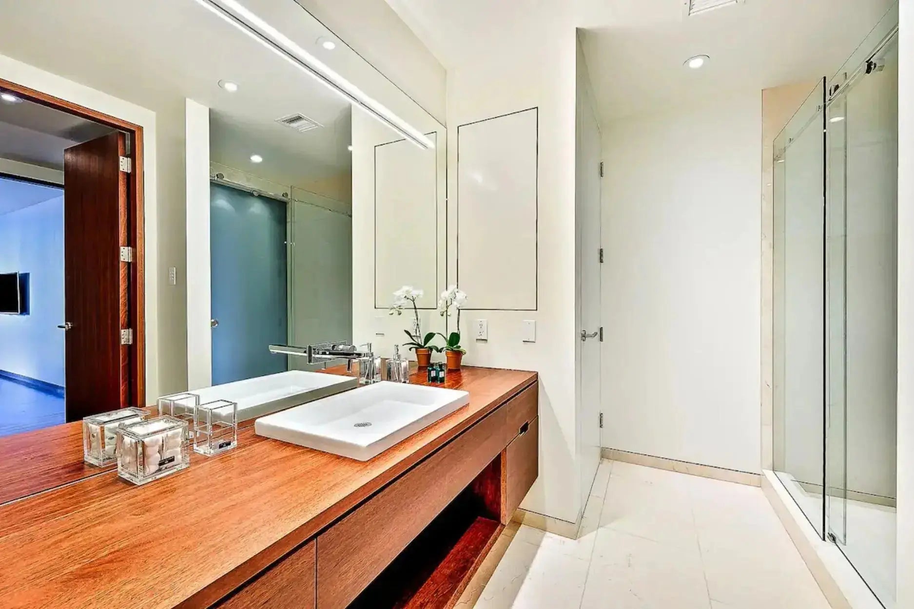 Rouge Elite - Luxury Villa for Rent | LA - 2025✨ Vidi Vici Rental