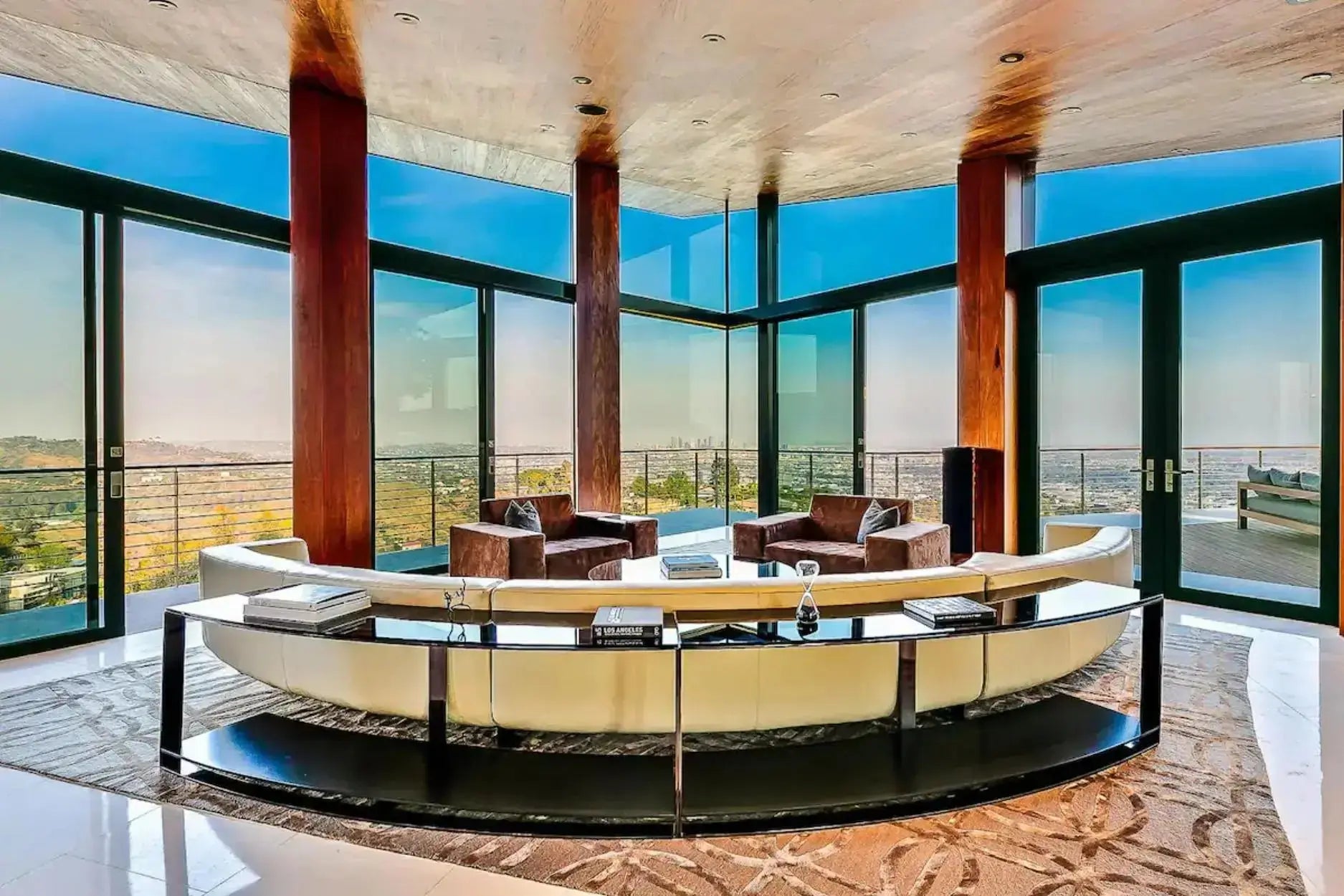 Rouge Elite - Luxury Villa for Rent | LA - 2025✨ Vidi Vici Rental