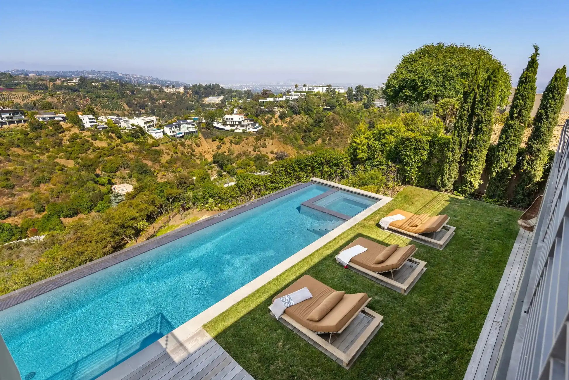 Somera Modern - Luxury Villa for Rent | LA - 2025✨ Vidi Vici Rental