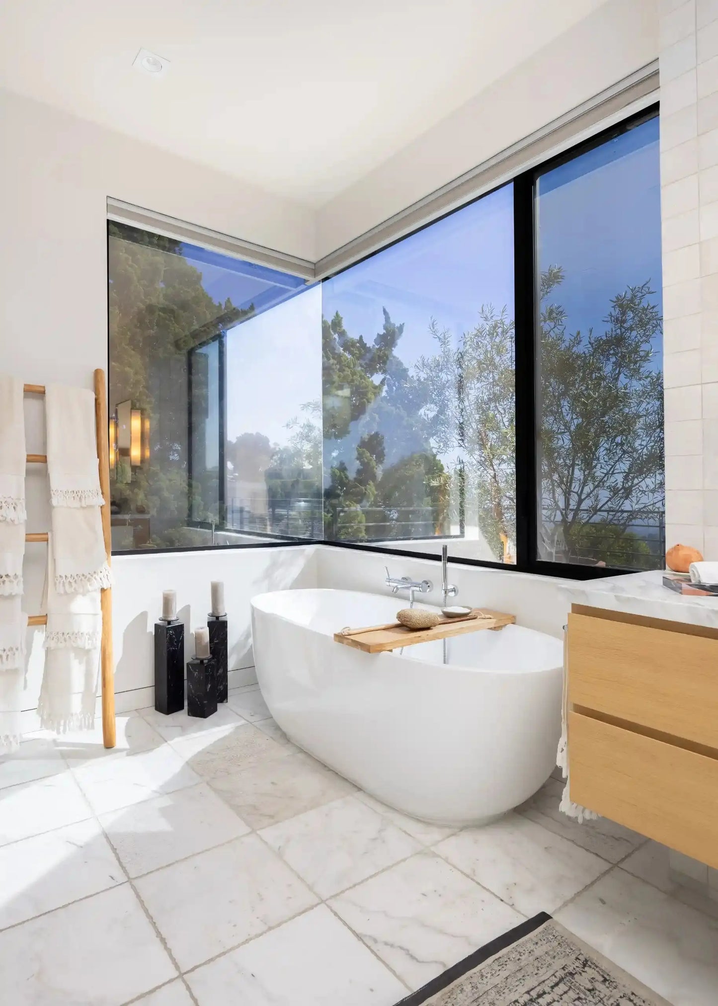 Somera Modern - Luxury Villa for Rent | LA - 2025✨ Vidi Vici Rental