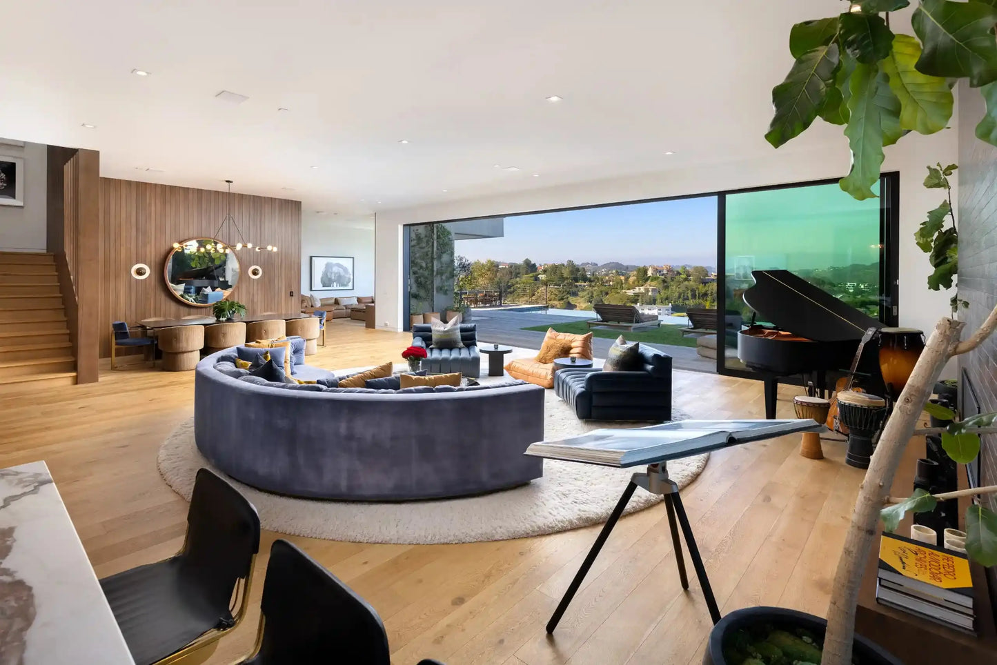 Somera Modern - Luxury Villa for Rent | LA - 2025✨ Vidi Vici Rental