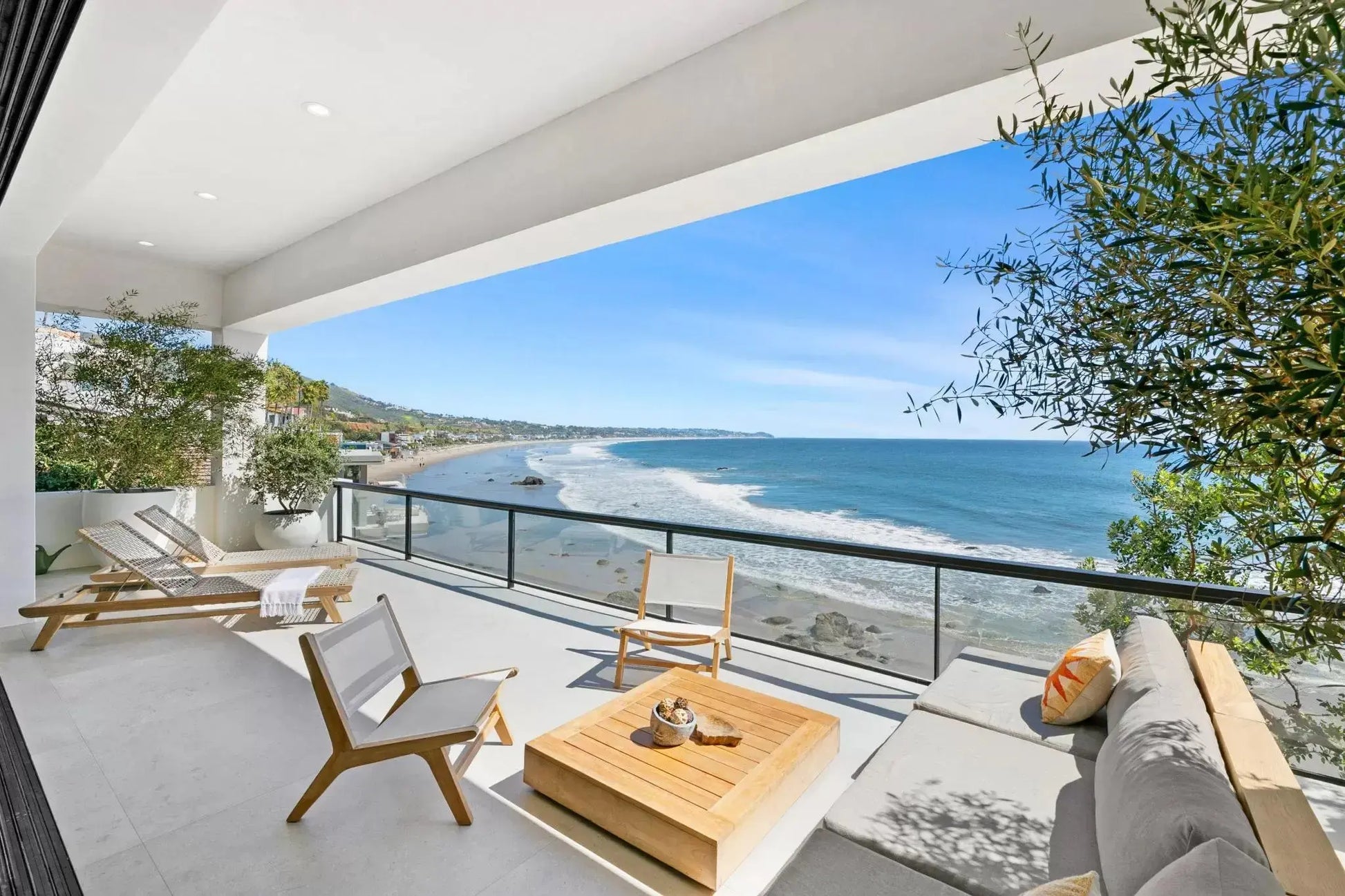Stevie Cove - Luxury Villa for Rent | LA - 2025✨ Vidi Vici Rental