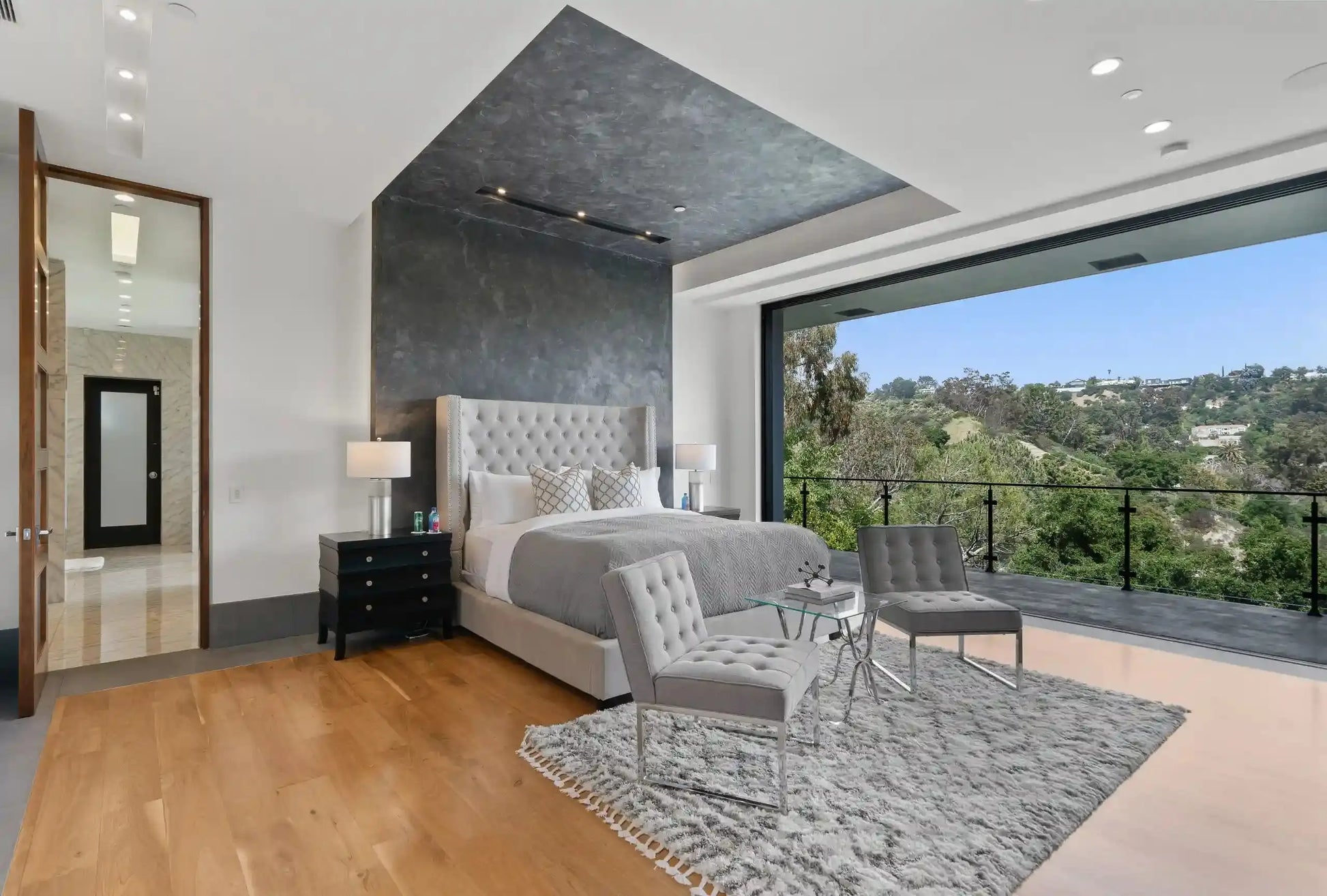 The Edge - Luxury Villa for Rent | LA - 2025✨ Vidi Vici Rental